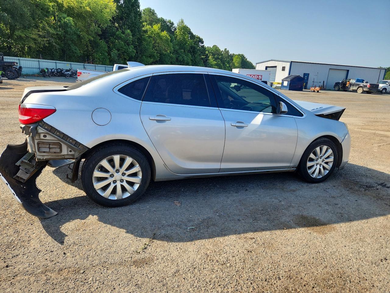 2015 Buick Verano Silver vin: 1G4PP5SK6F4134403