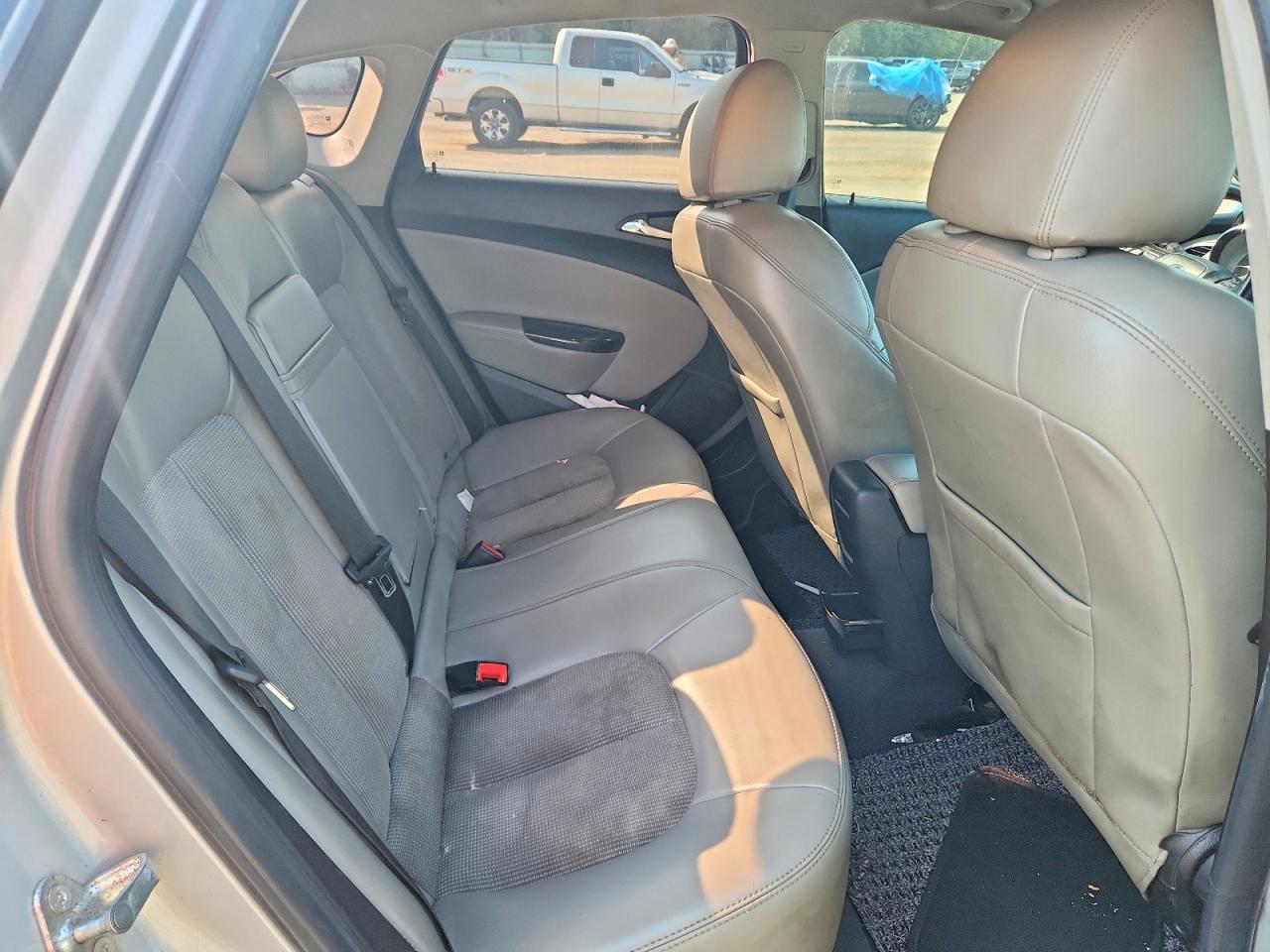 2015 Buick Verano Silver vin: 1G4PP5SK6F4134403