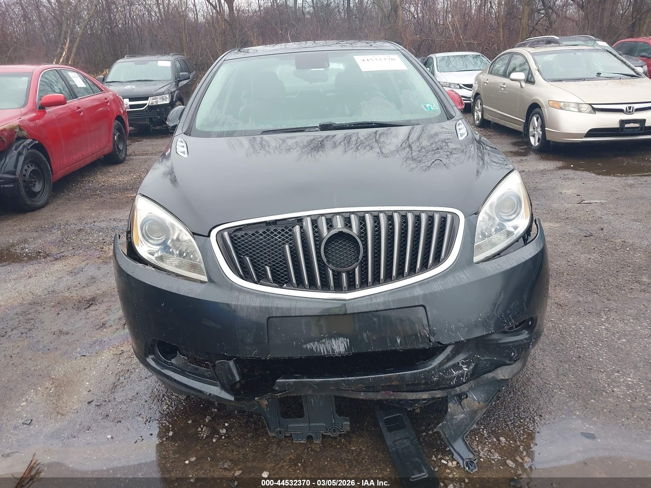 2015 Buick Verano   Серый vin: 1G4PP5SK6F4137947
