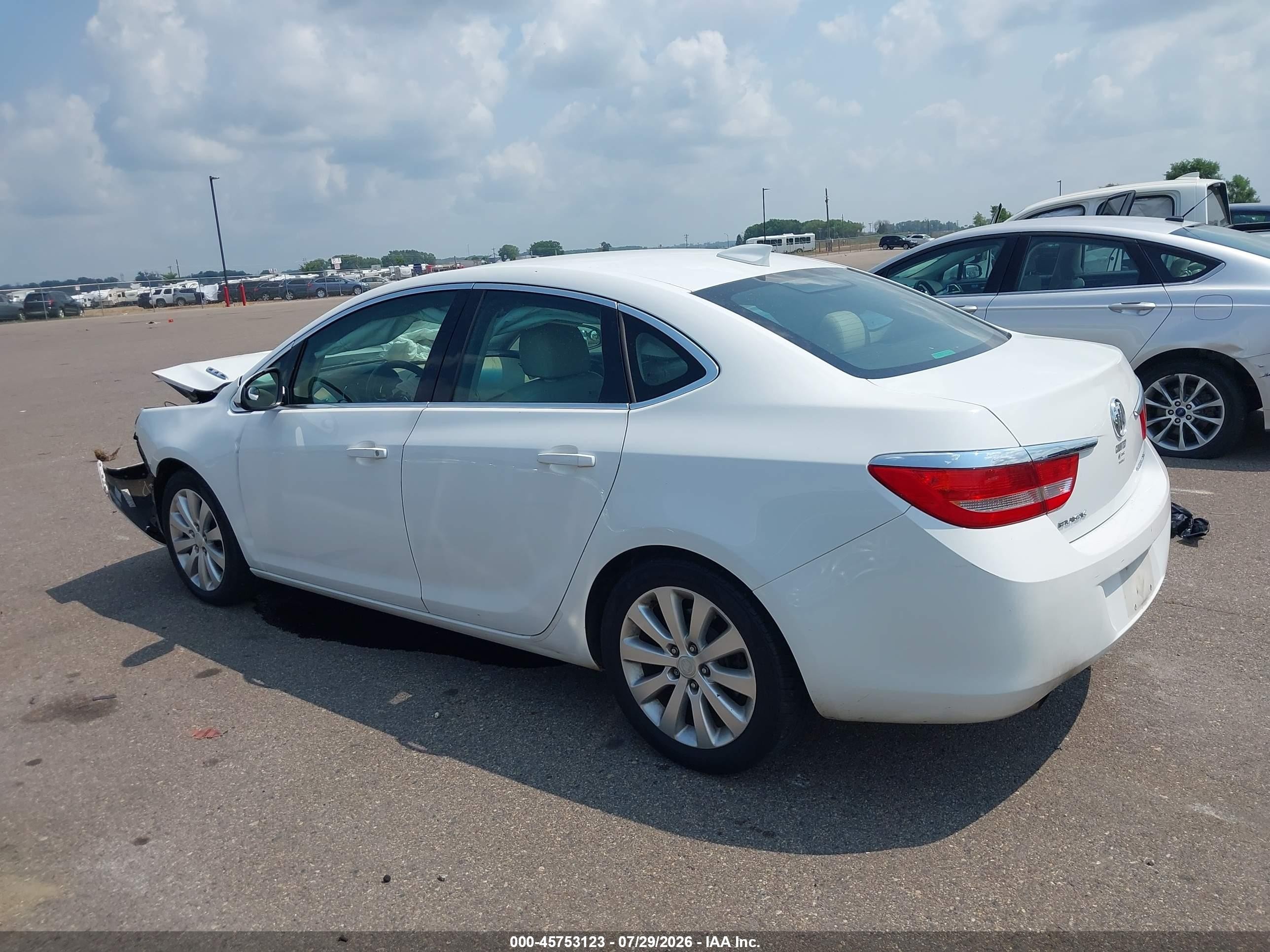 2015 Buick Verano   White vin: 1G4PP5SK6F4142176