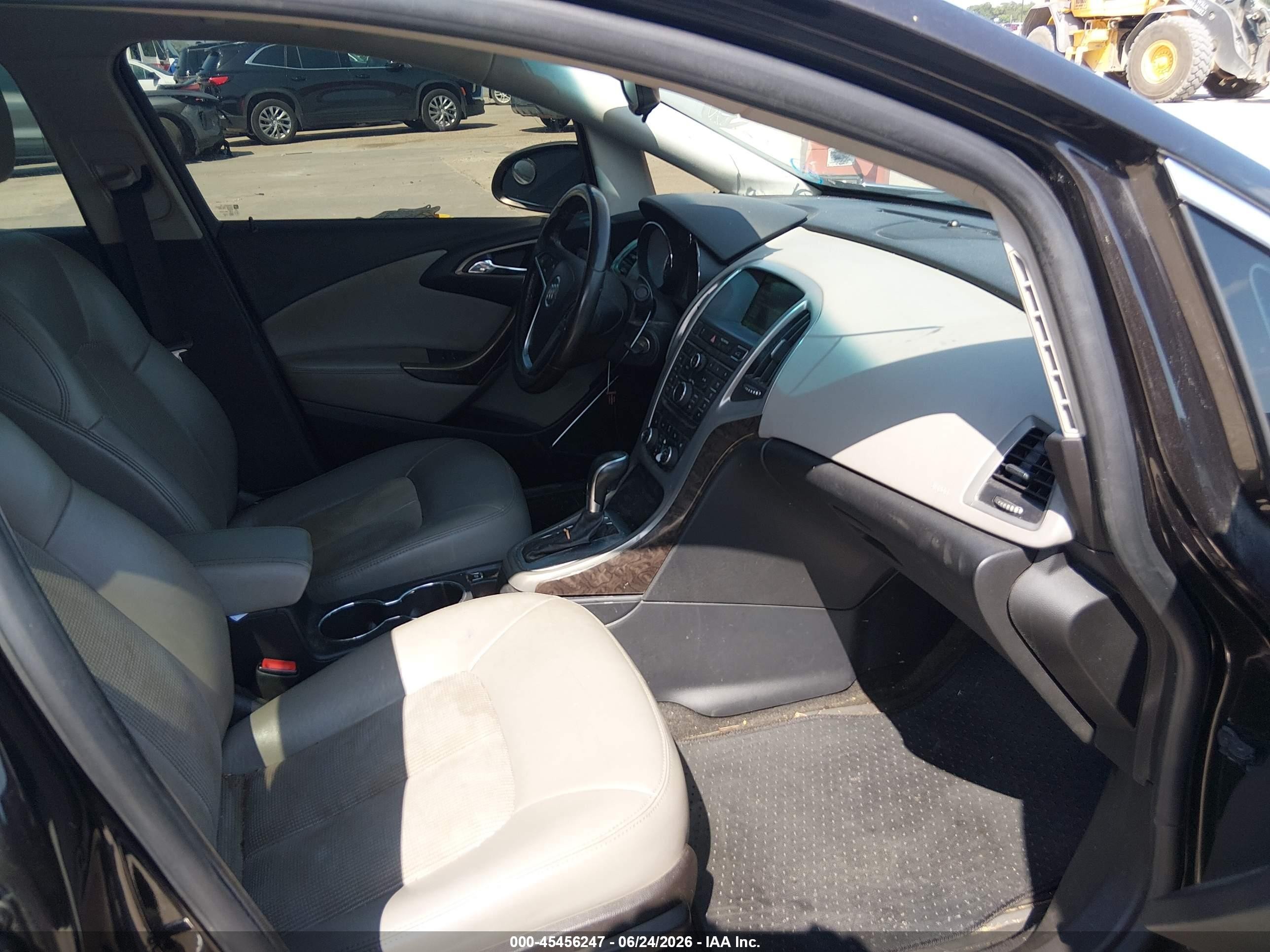 2015 Buick Verano   Brown vin: 1G4PP5SK6F4219841