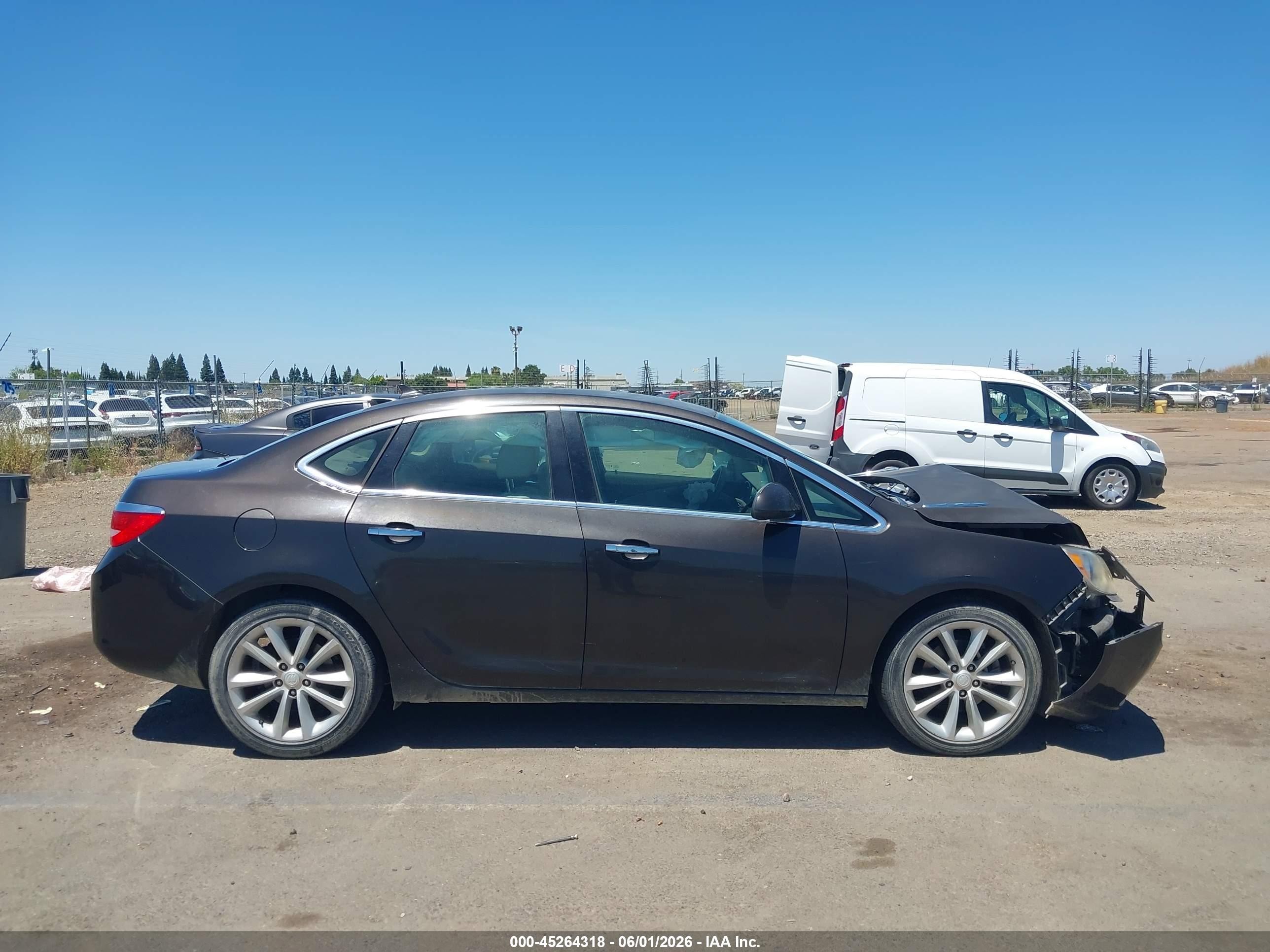 2013 Buick Verano   Brown vin: 1G4PP5SK7D4125271