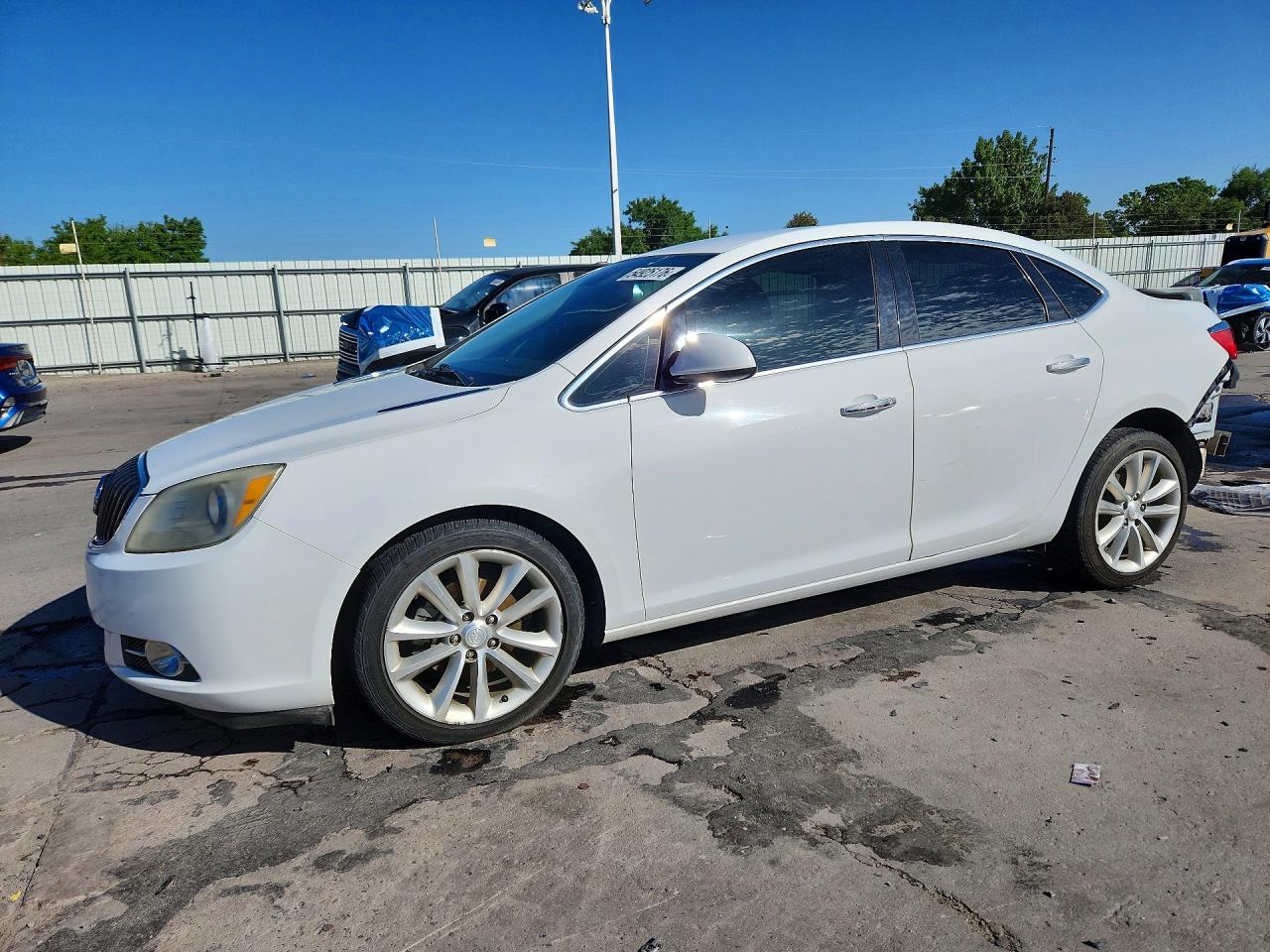 2013 Buick Verano White vin: 1G4PP5SK7D4142507