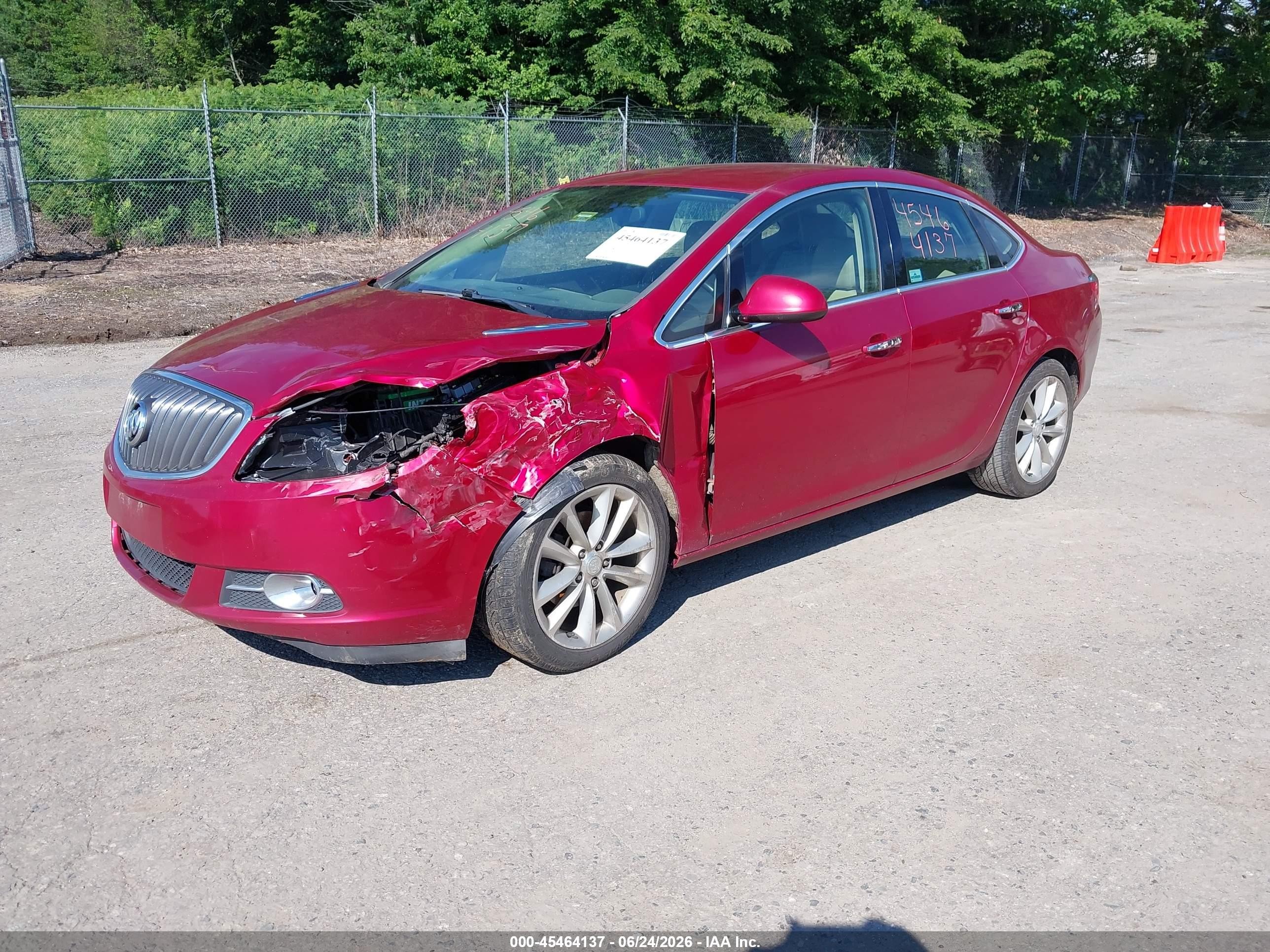 2013 Buick Verano   Maroon vin: 1G4PP5SK7D4228318