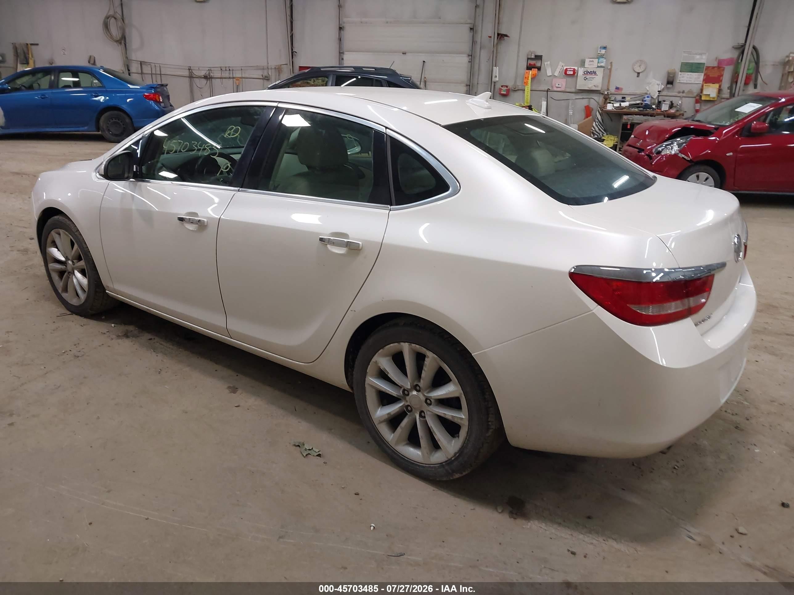 2013 Buick Verano White vin: 1G4PP5SK7D4244471