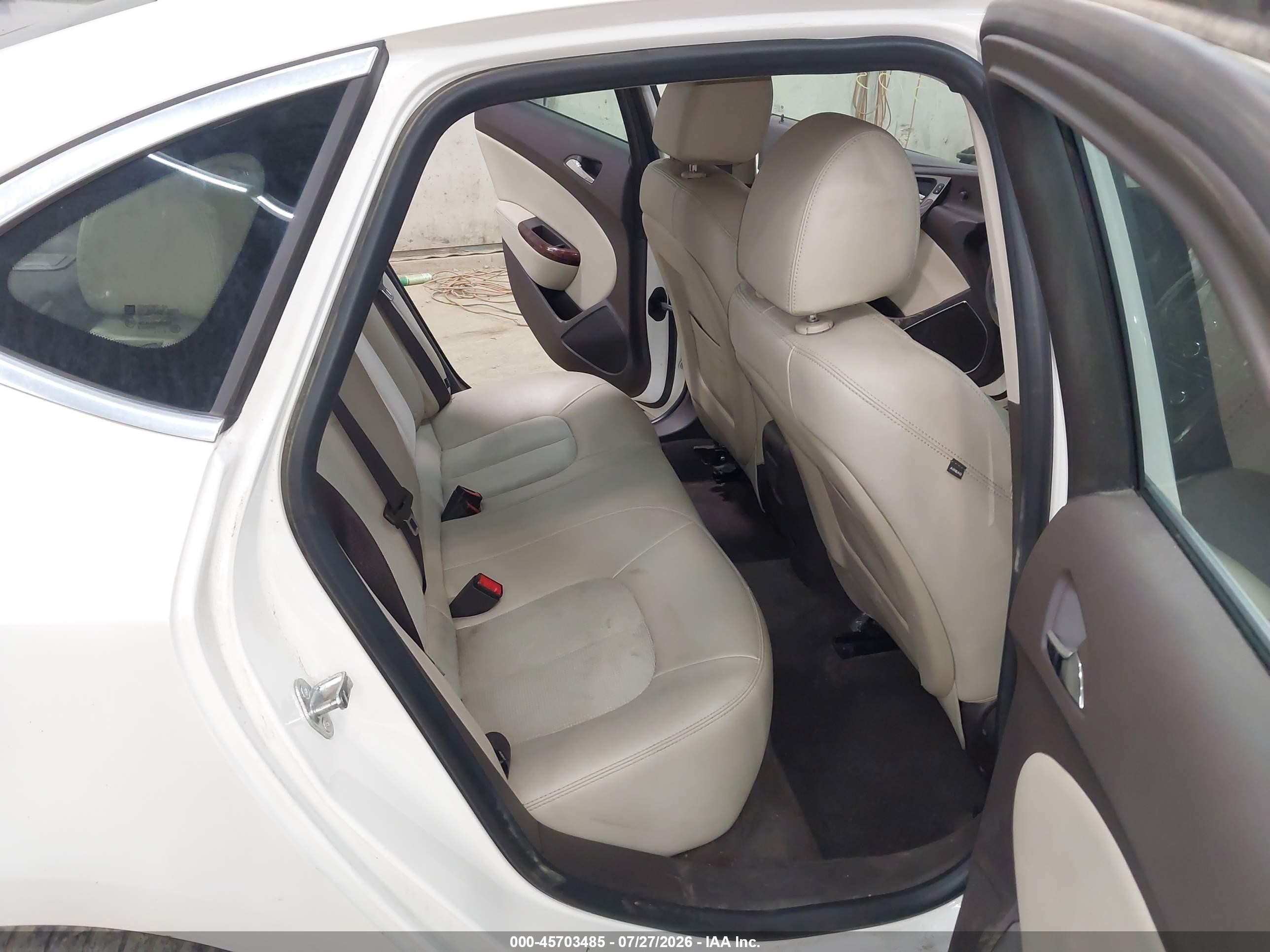 2013 Buick Verano White vin: 1G4PP5SK7D4244471