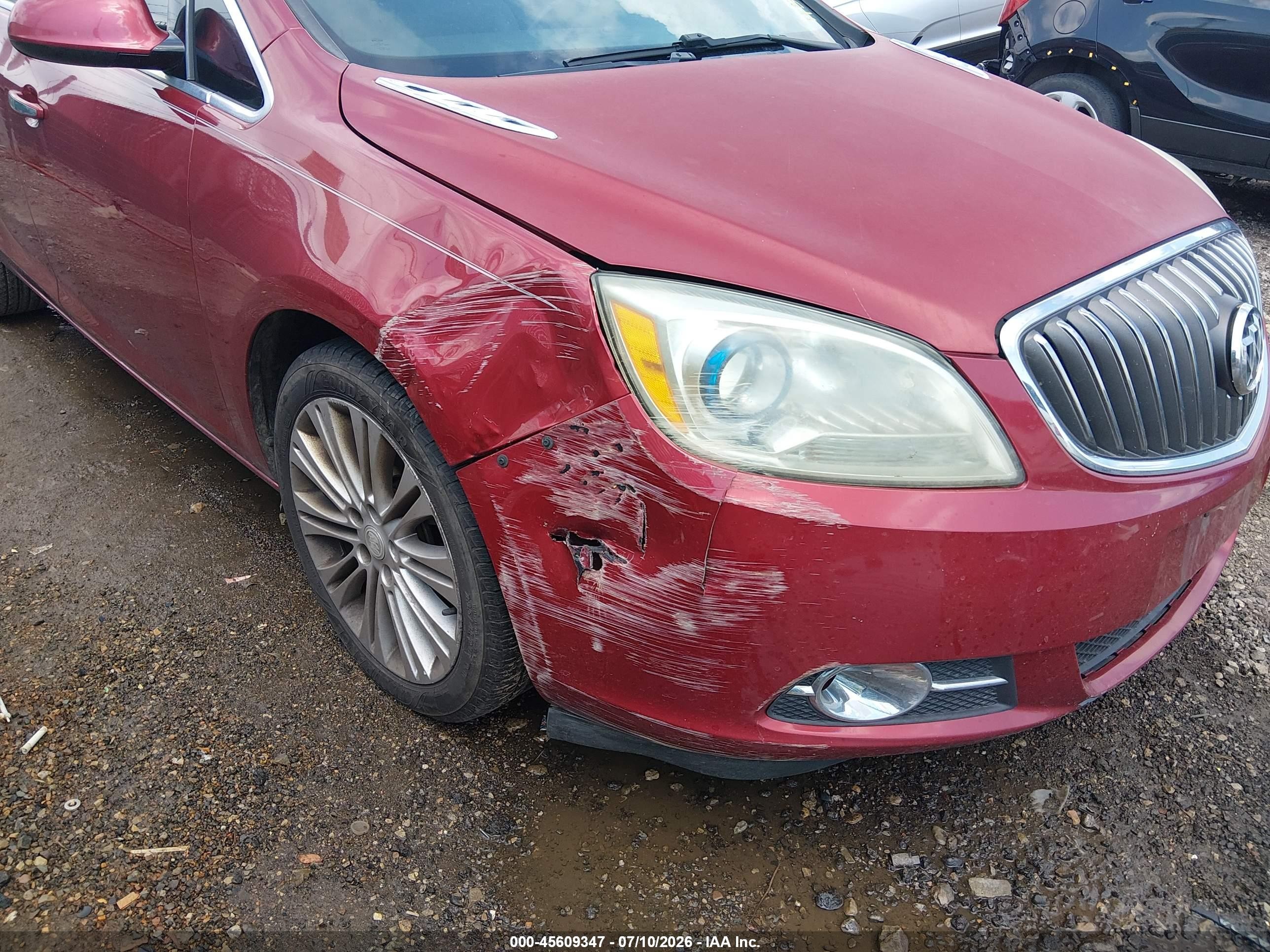 2014 Buick Verano   Red vin: 1G4PP5SK7E4182197