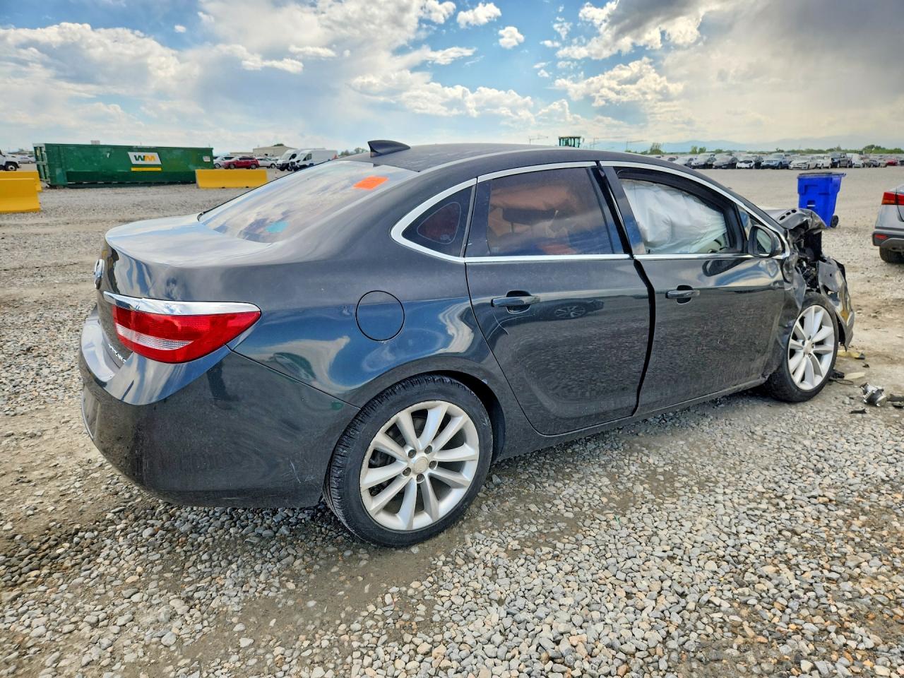 2015 Buick Verano Charcoal vin: 1G4PP5SK7F4107355