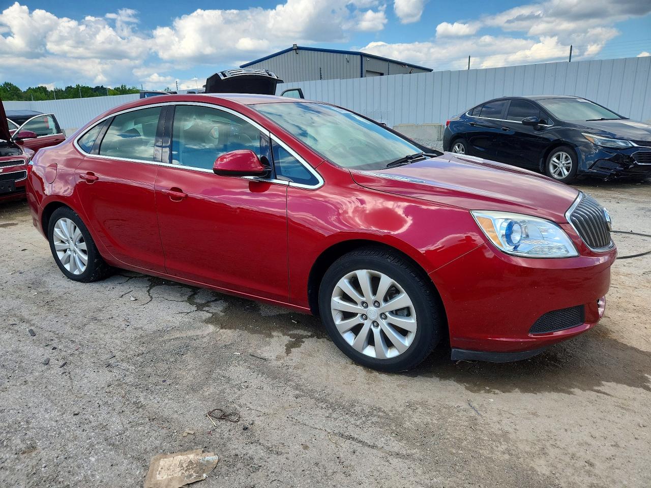 2015 Buick Verano Red vin: 1G4PP5SK7F4216480