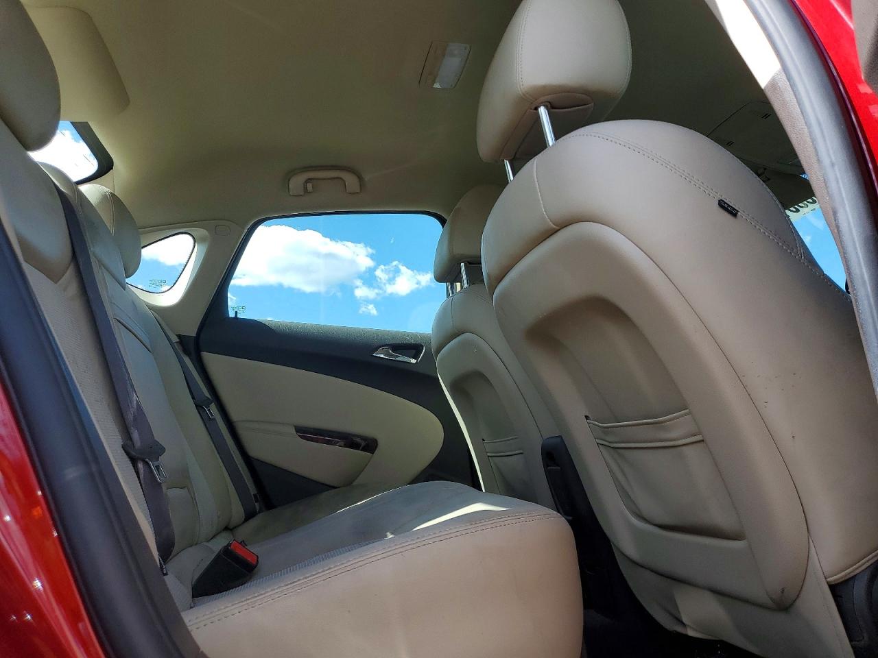 2012 Buick Verano Red vin: 1G4PP5SK8C4223644