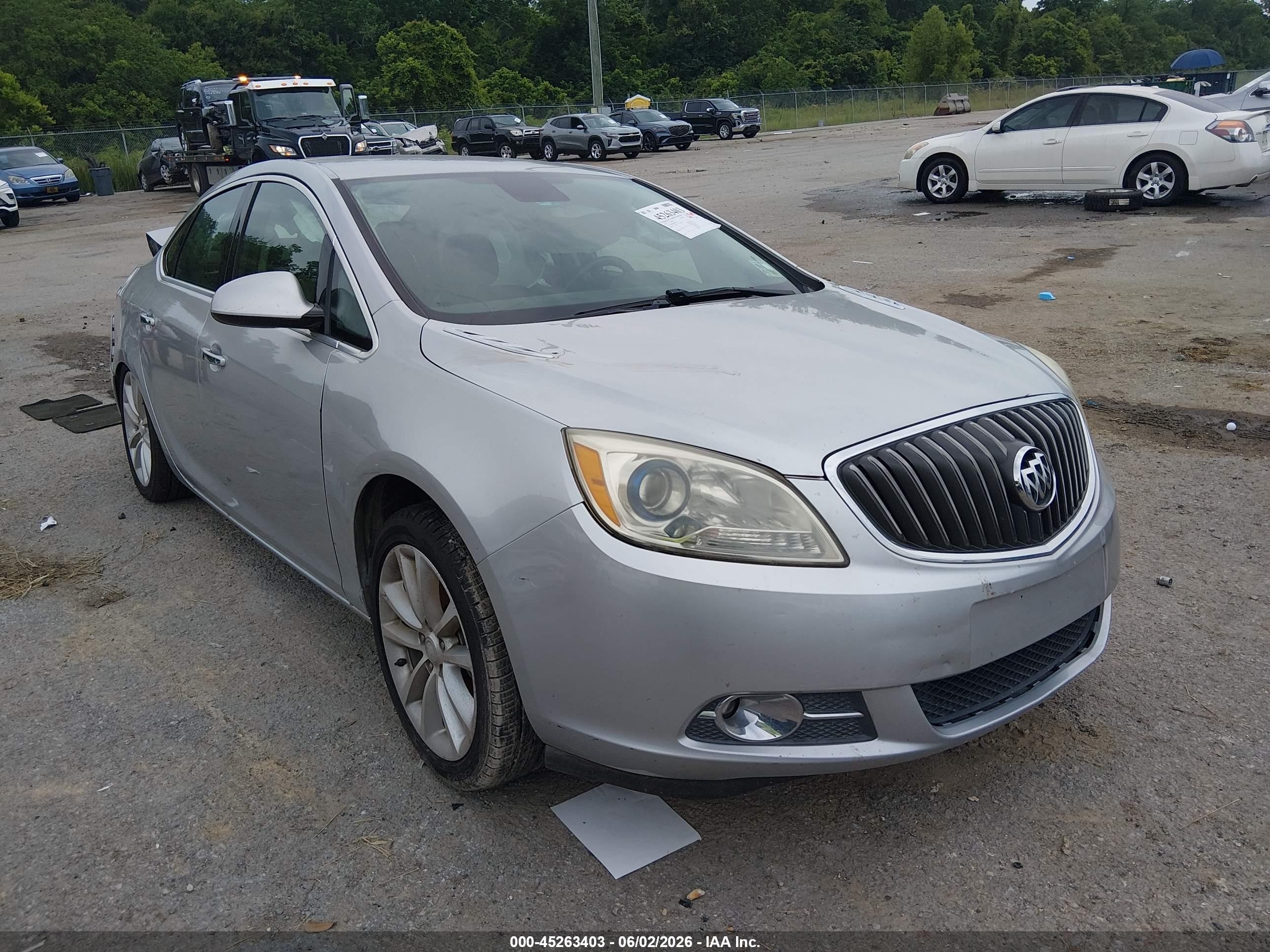 2013 Buick Verano   Silver vin: 1G4PP5SK8D4239151