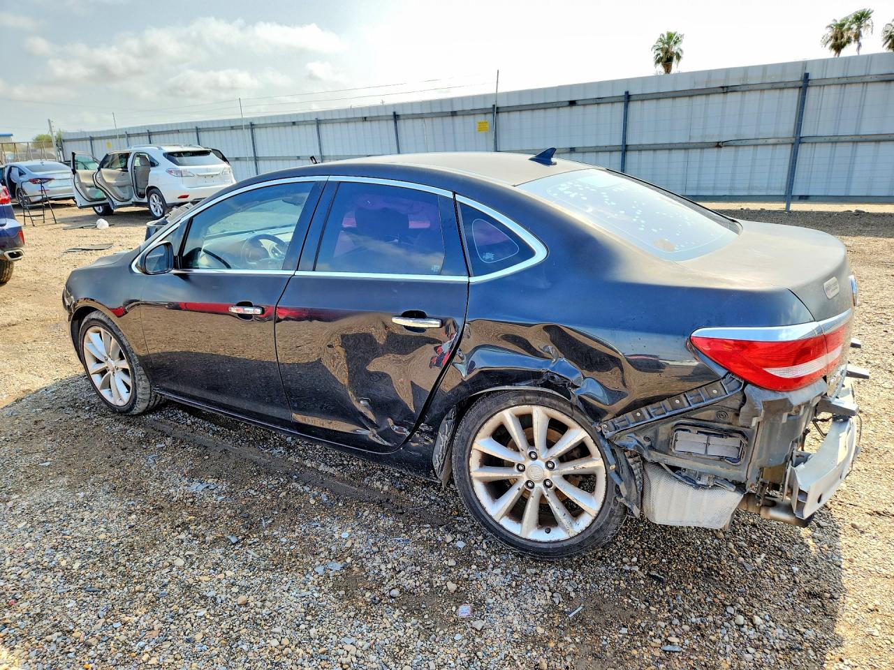 2014 Buick Verano Black vin: 1G4PP5SK8E4201713