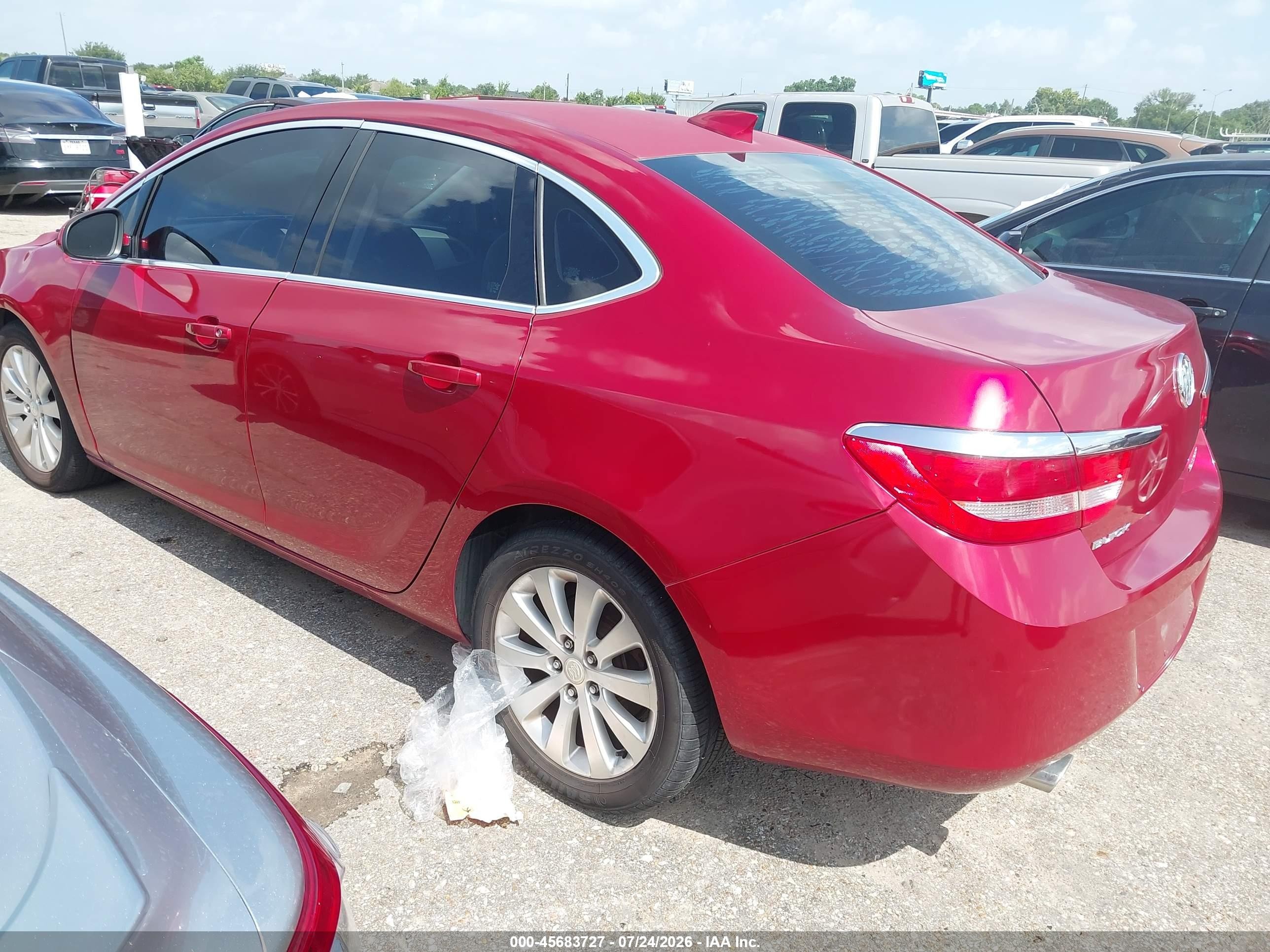 2015 Buick Verano   Burgundy vin: 1G4PP5SK8F4145368