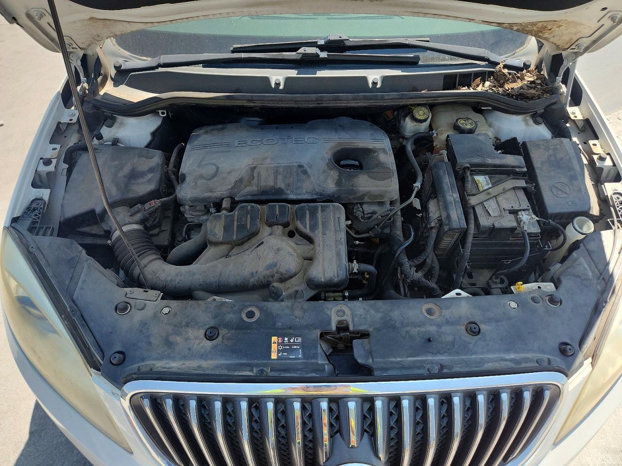 2015 Buick Verano Белый vin: 1G4PP5SK8F4174675