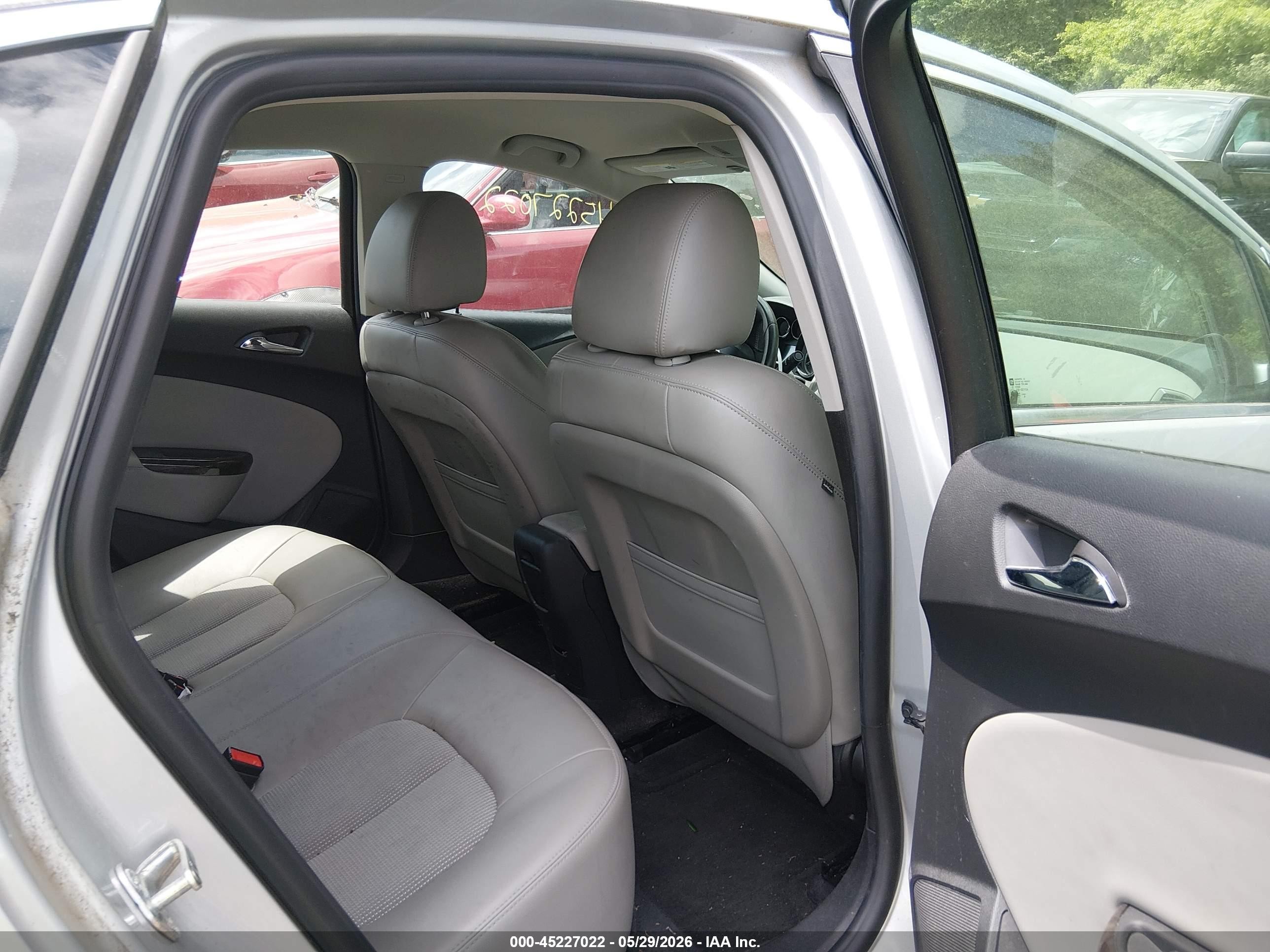 2013 Buick Verano   Silver vin: 1G4PP5SK9D4193796