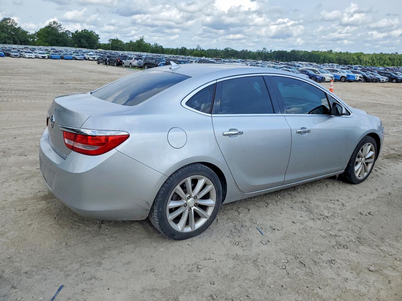 2013 Buick Verano Silver vin: 1G4PP5SK9D4230197