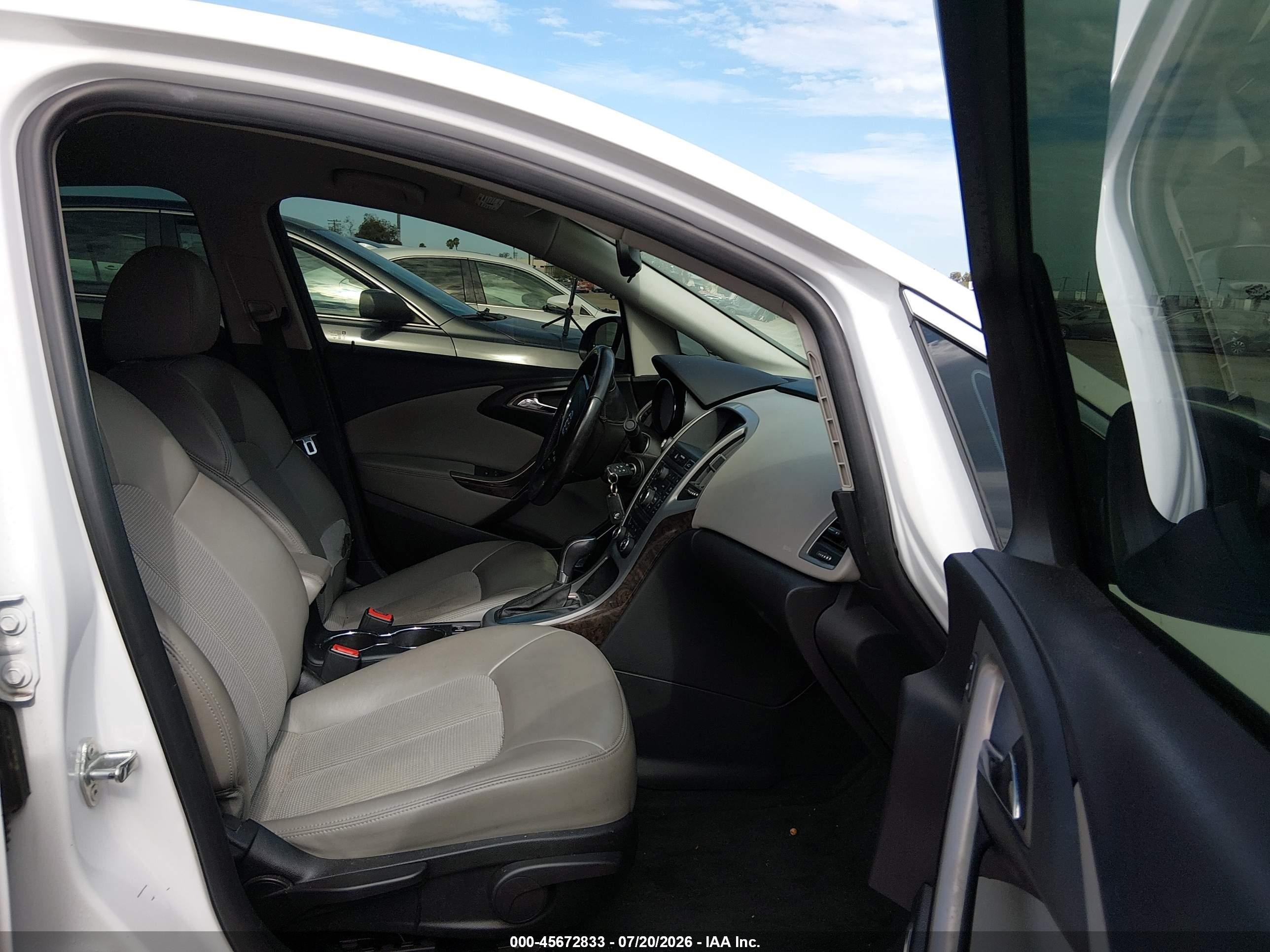 2013 Buick Verano   White vin: 1G4PP5SK9D4255925