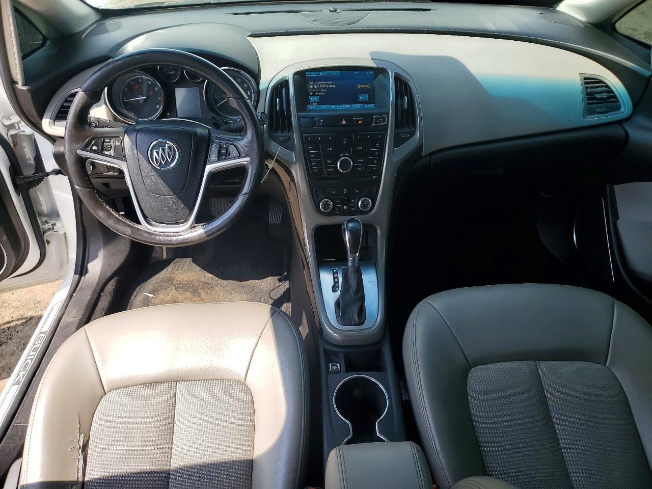 2014 Buick Verano White vin: 1G4PP5SK9E4125239