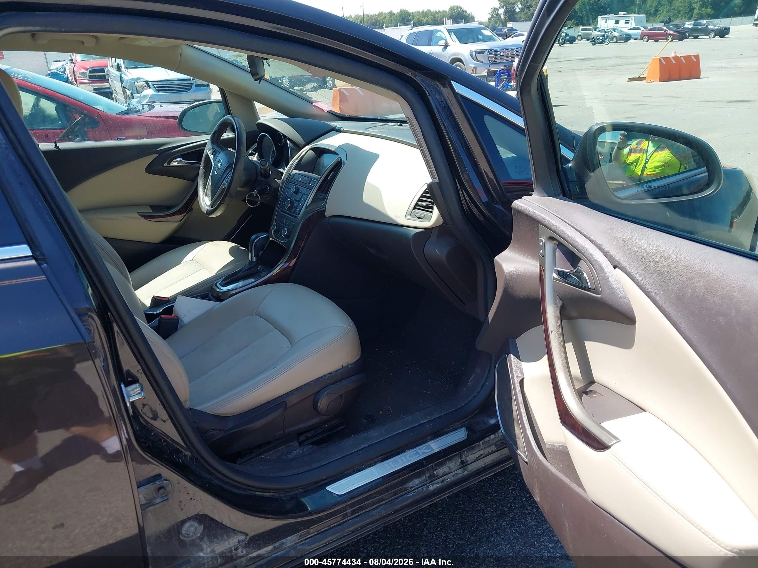 2015 Buick Verano   Черный vin: 1G4PP5SK9F4147209