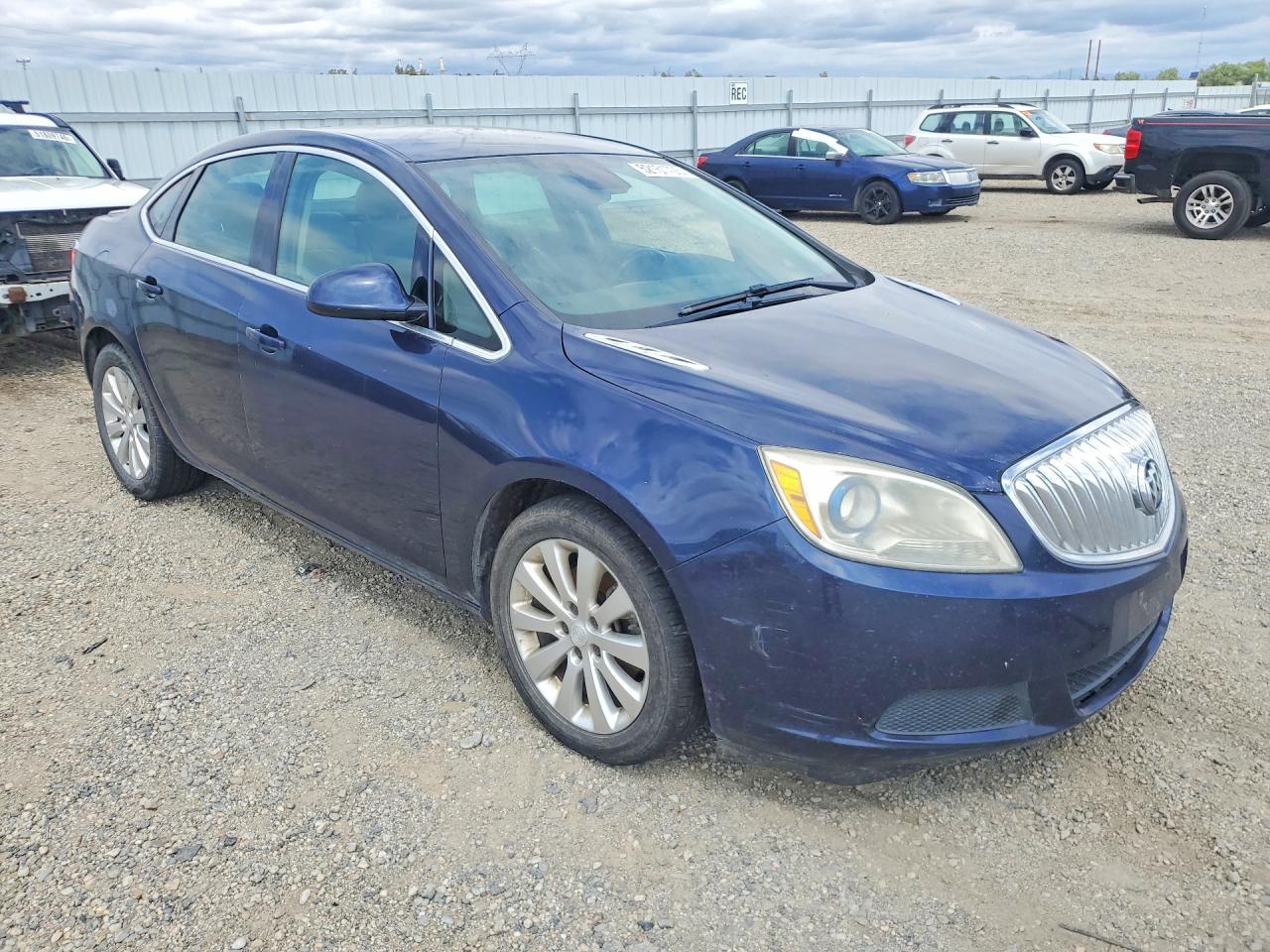 2015 Buick Verano Blue vin: 1G4PP5SK9F4172949