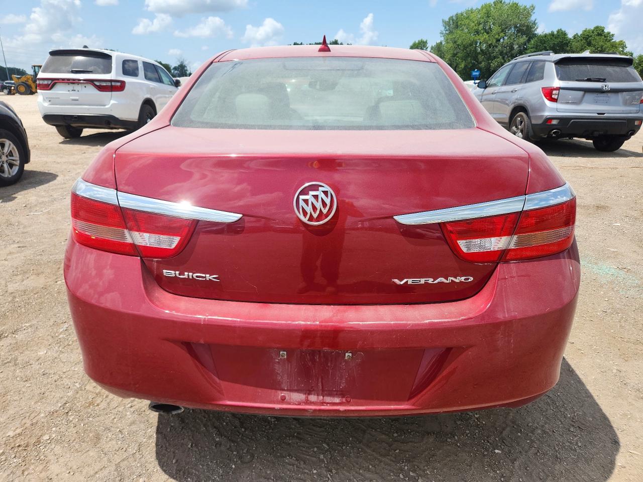 2014 Buick Verano Red vin: 1G4PP5SKXE4174126