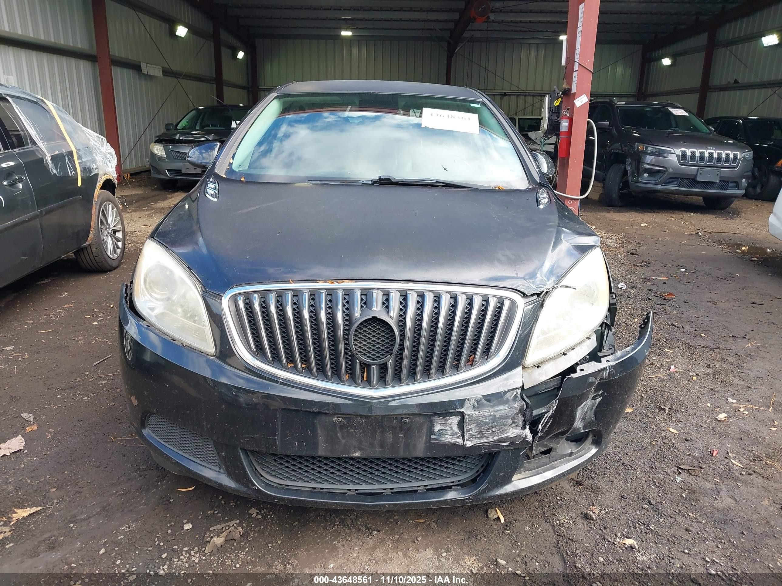 2015 Buick Verano   Черный vin: 1G4PP5SKXF4160907