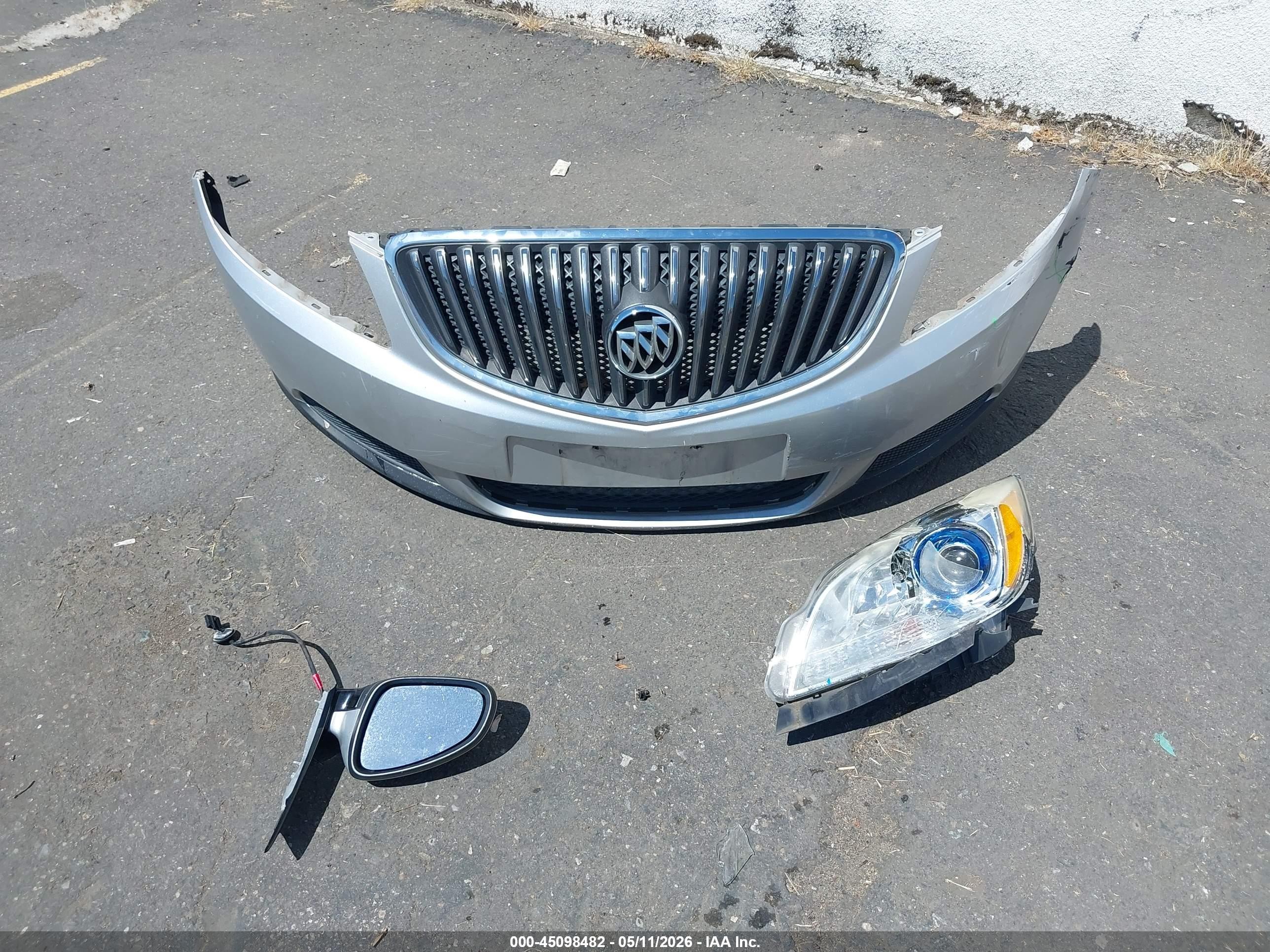 2015 Buick Verano   Серебряный vin: 1G4PP5SKXF4170241