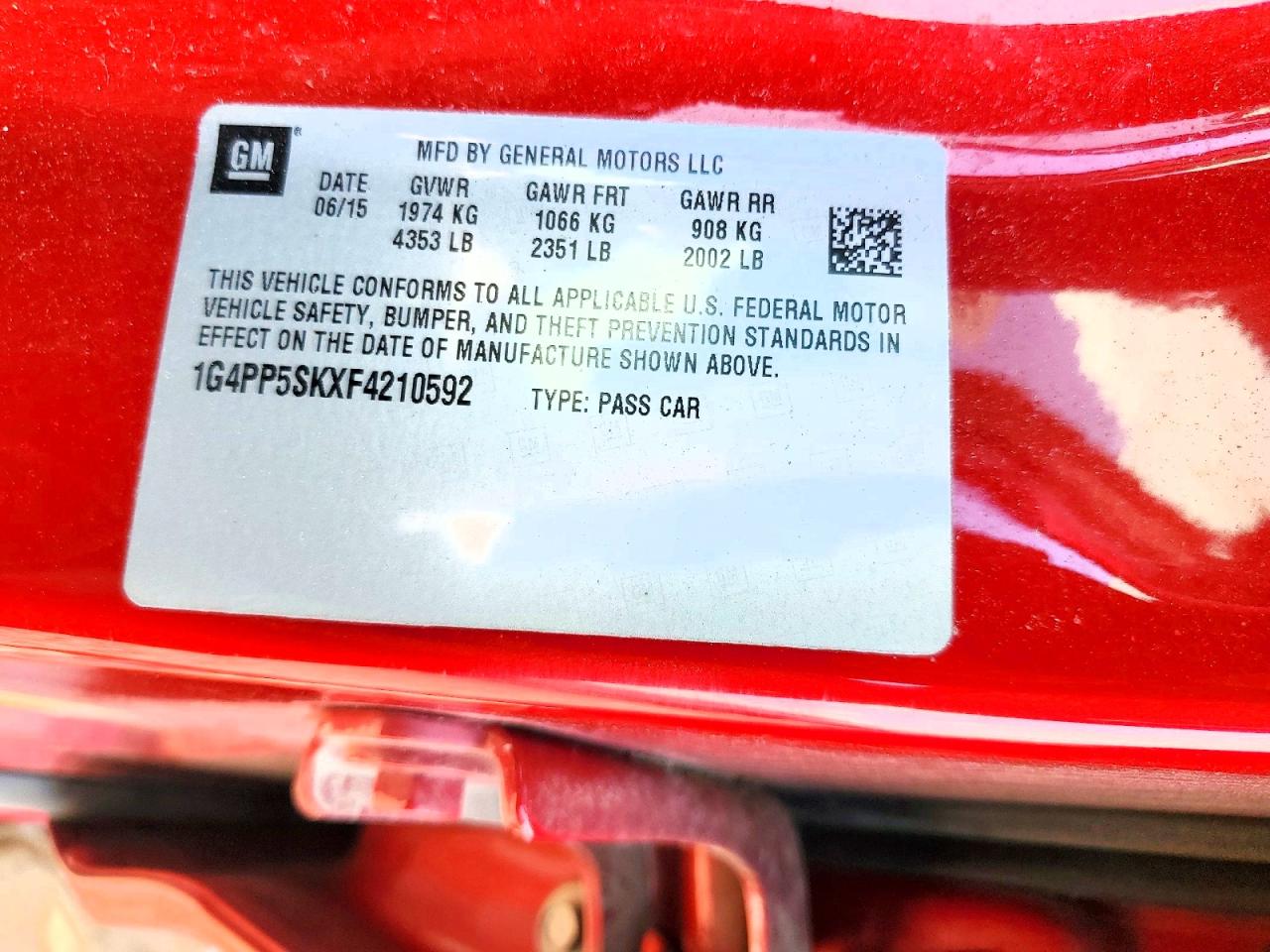 2015 Buick Verano Red vin: 1G4PP5SKXF4210592