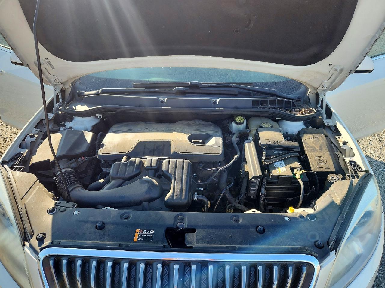 2012 Buick Verano Convenience Cream vin: 1G4PR5SK0C4231036