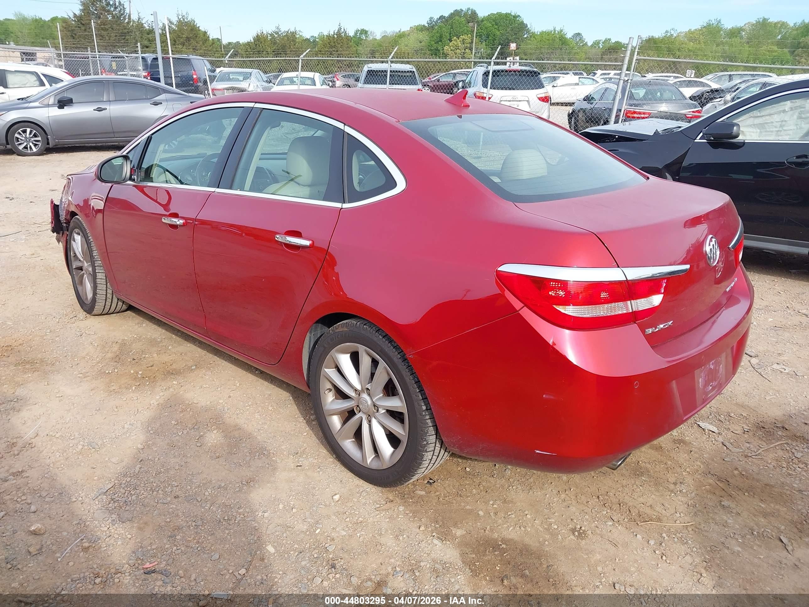2014 Buick Verano Convenience Group Красный vin: 1G4PR5SK0E4119226