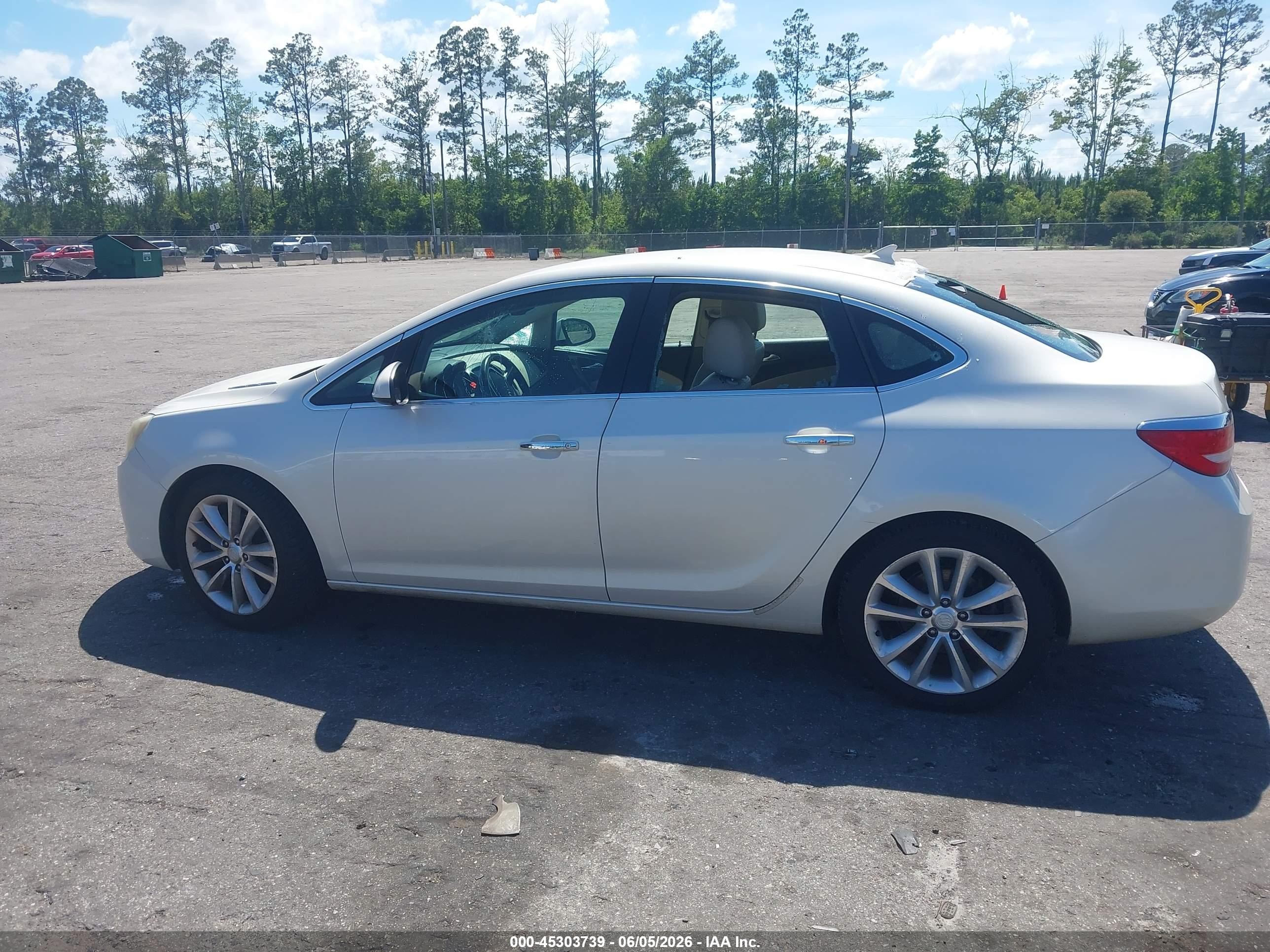 2014 Buick Verano Convenience Group Cream vin: 1G4PR5SK0E4193357