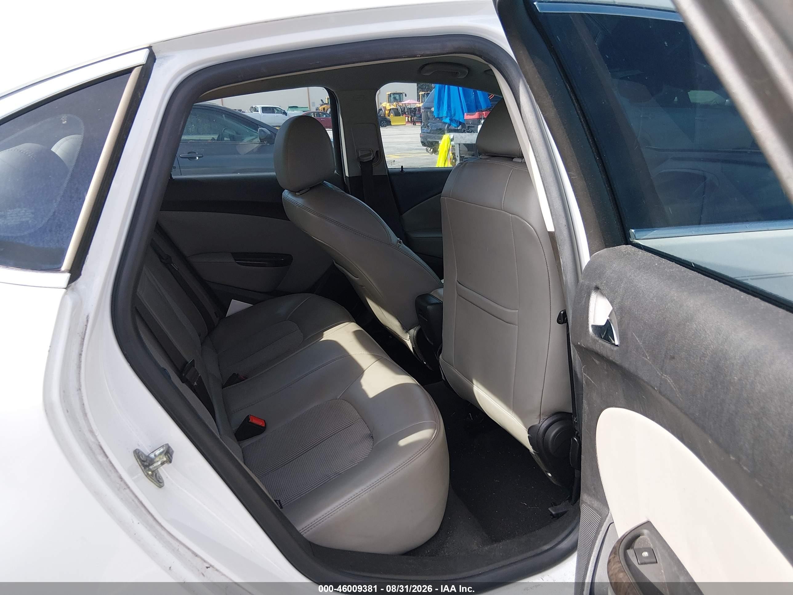 2015 Buick Verano Convenience Group White vin: 1G4PR5SK0F4163146