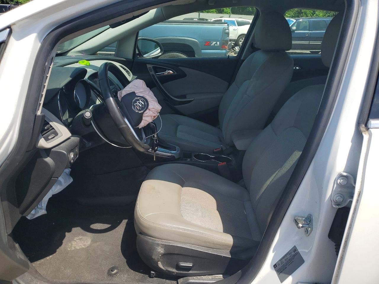 2015 Buick Verano Convenience White vin: 1G4PR5SK1F4210863