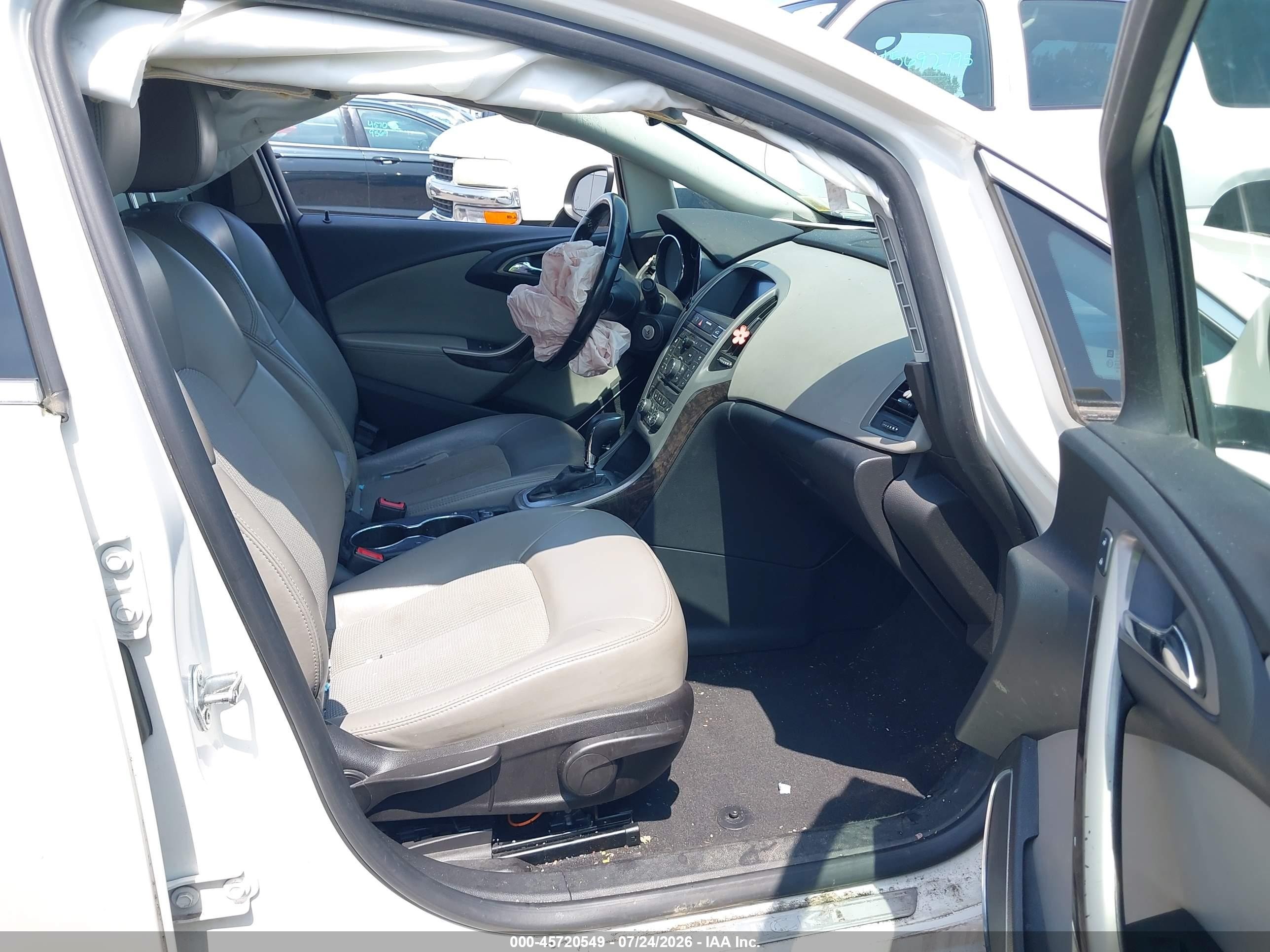 2014 Buick Verano Convenience Group White vin: 1G4PR5SK2E4108681