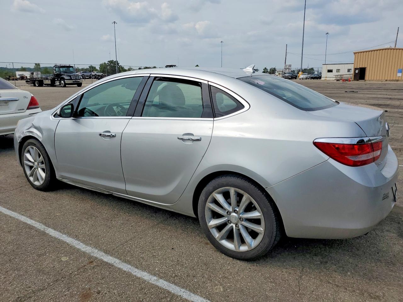 2014 Buick Verano Convenience Silver vin: 1G4PR5SK2E4170162