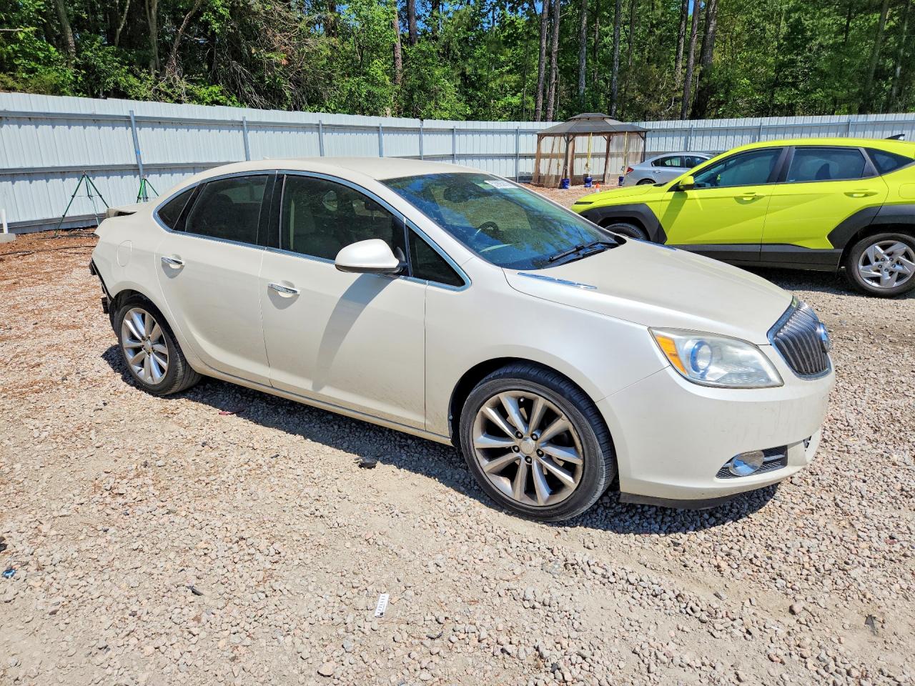 2014 Buick Verano Convenience White vin: 1G4PR5SK2E4174261