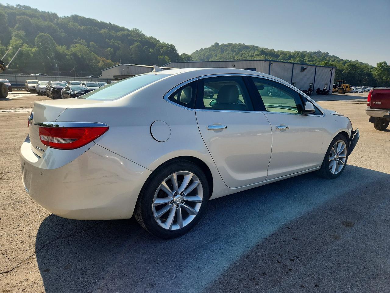 2012 Buick Verano Convenience Beige vin: 1G4PR5SK3C4152900