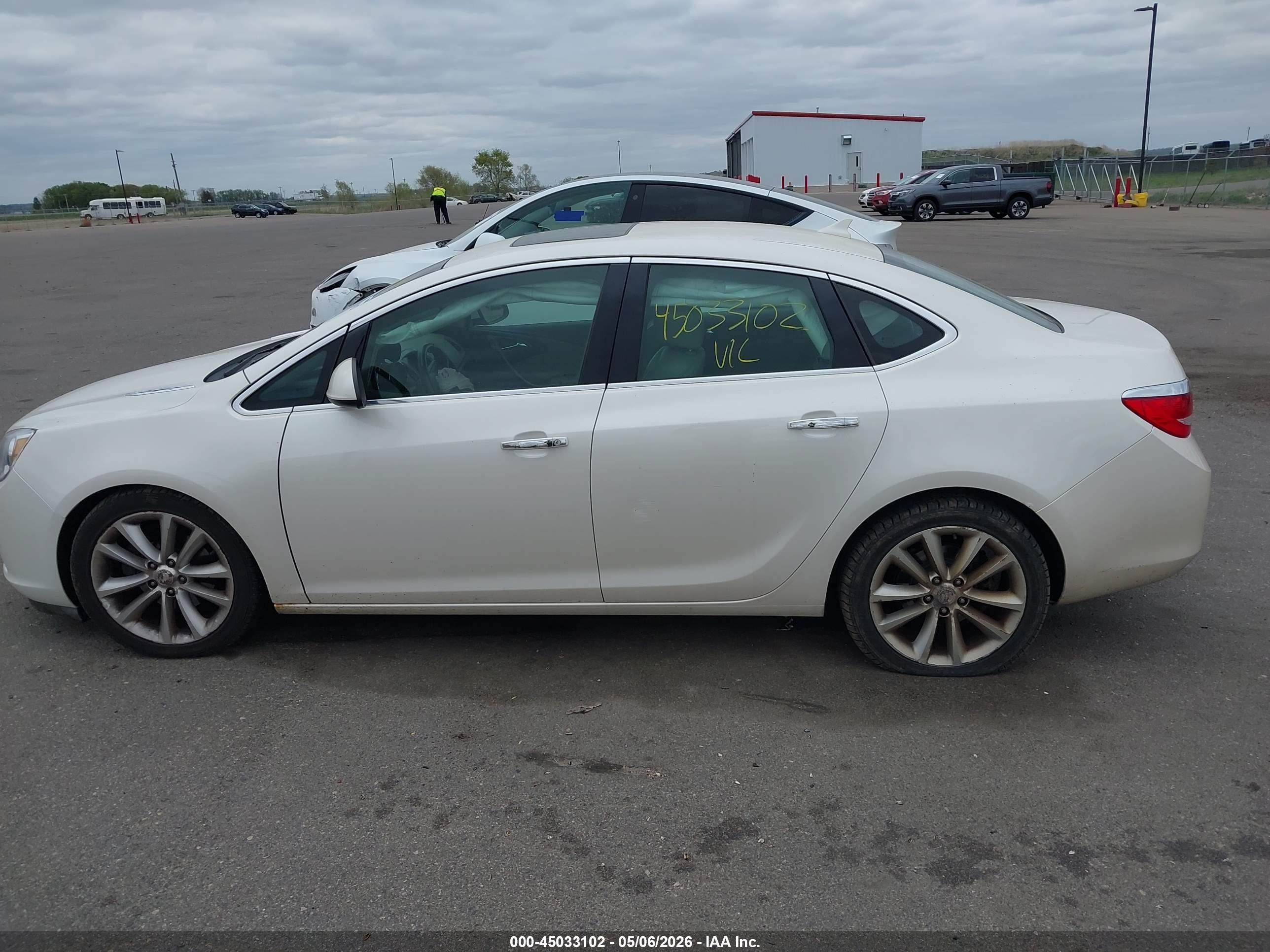 2012 Buick Verano Convenience Group White vin: 1G4PR5SK3C4201531
