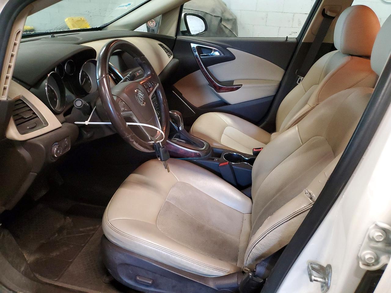 2013 Buick Verano Convenience White vin: 1G4PR5SK3D4146306