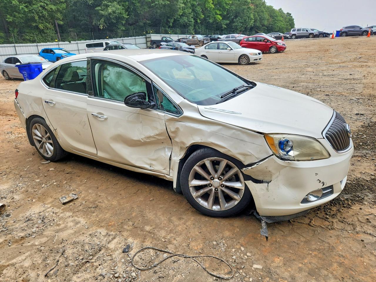 2014 Buick Verano Convenience White vin: 1G4PR5SK3E4104347