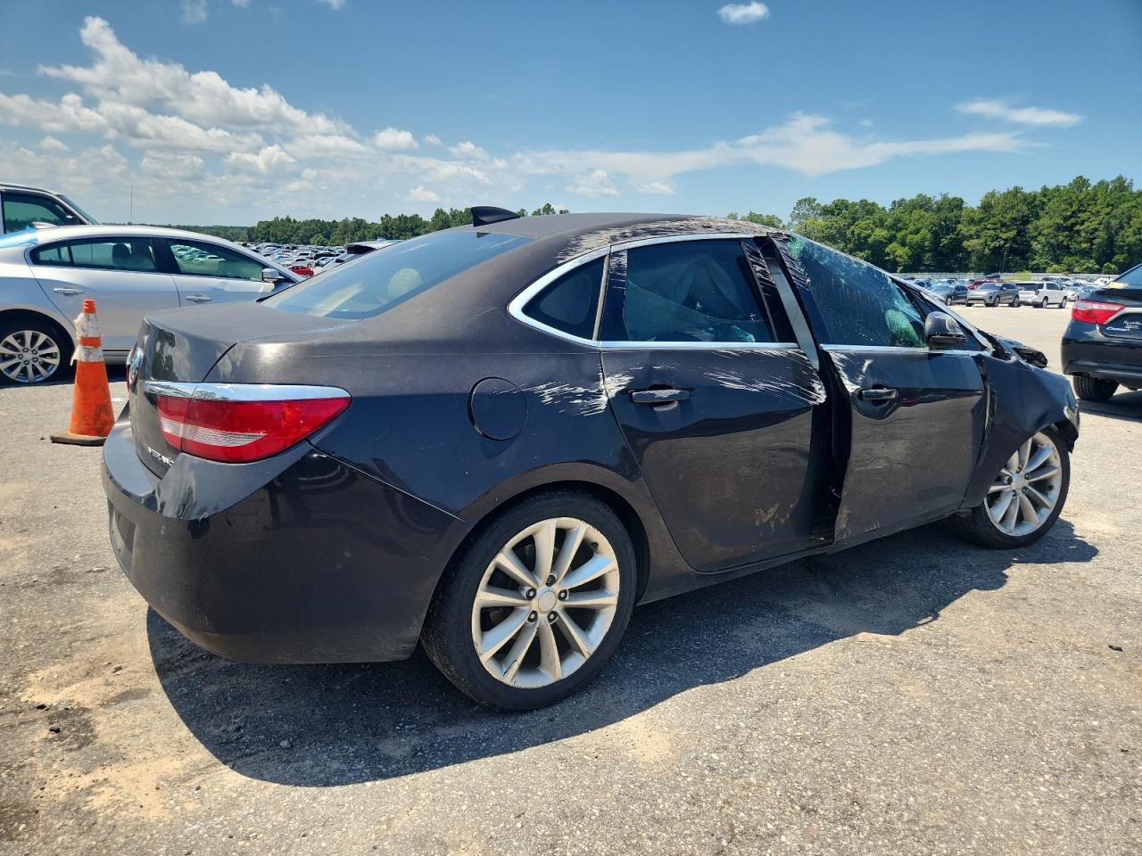 2015 Buick Verano Convenience Gray vin: 1G4PR5SK3F4170026