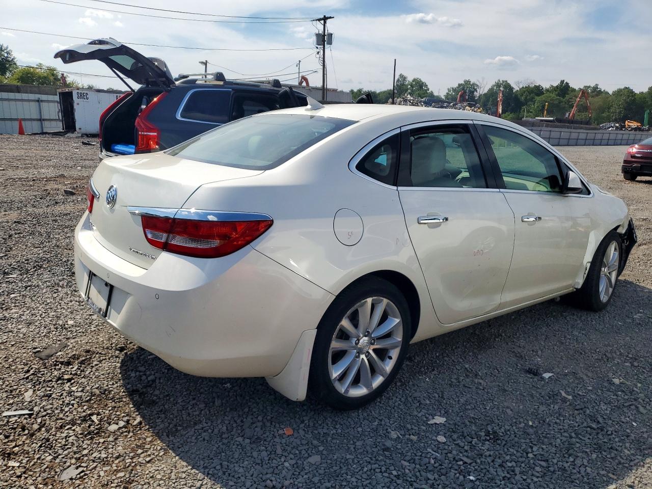 2014 Buick Verano Convenience White vin: 1G4PR5SK4E4174357