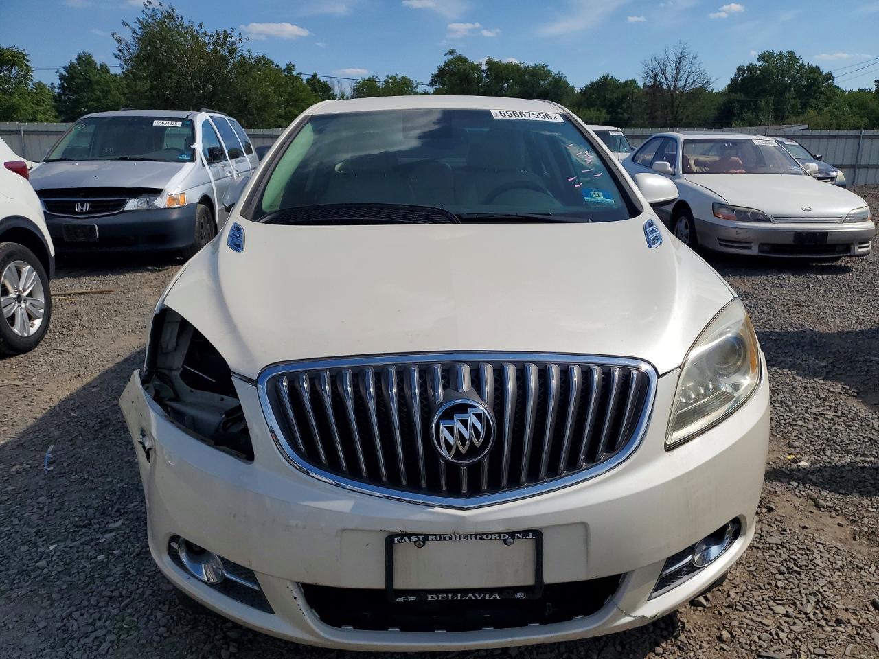 2014 Buick Verano Convenience White vin: 1G4PR5SK4E4174357