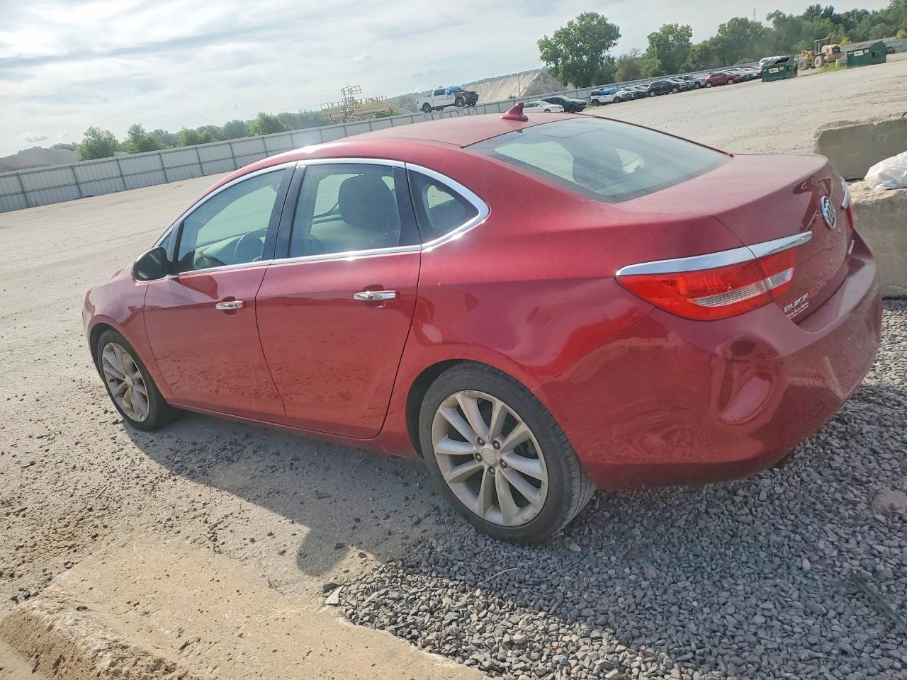 2012 Buick Verano Convenience Red vin: 1G4PR5SK5C4136956