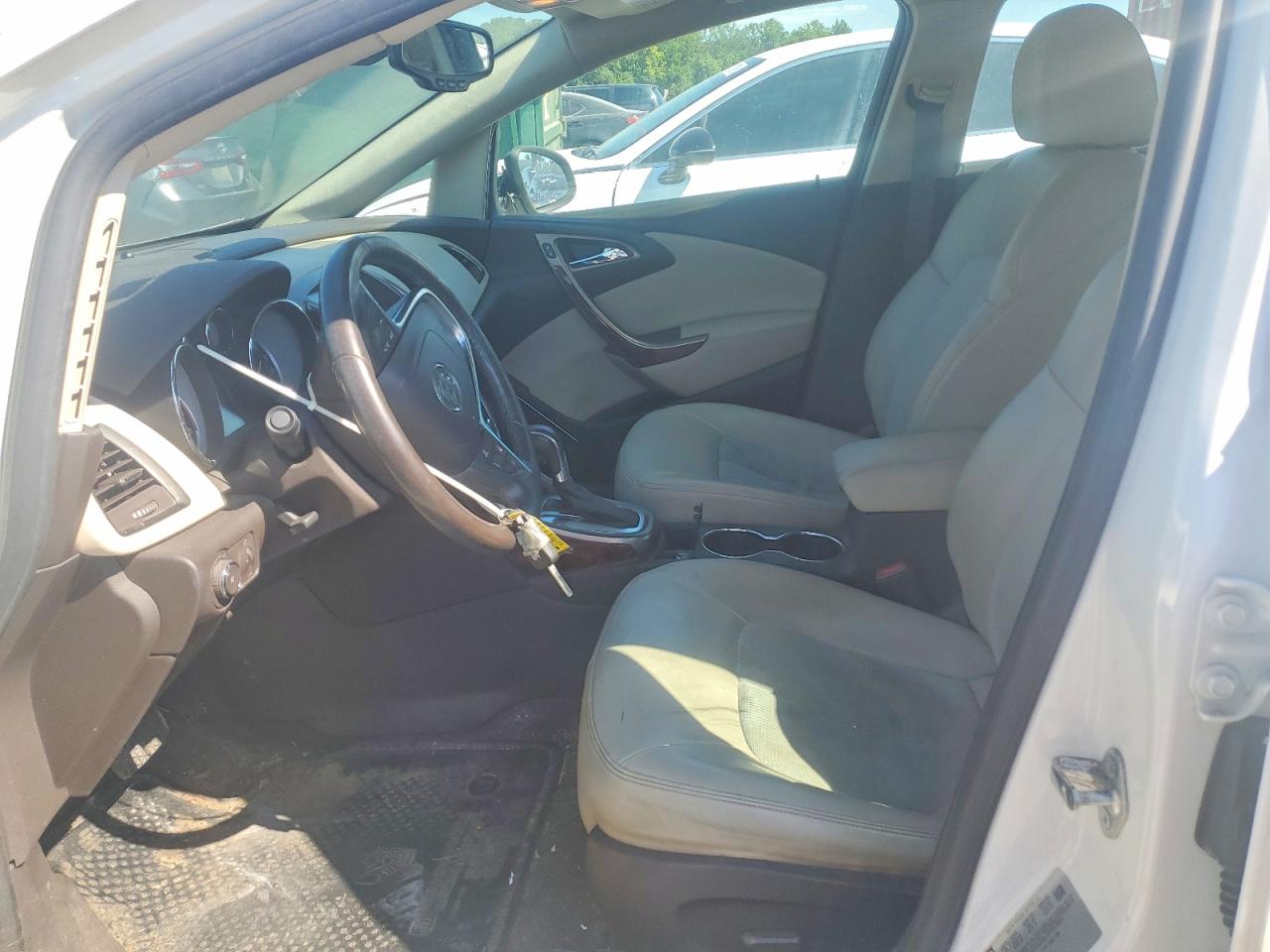 2013 Buick Verano Convenience Cream vin: 1G4PR5SK5D4112111
