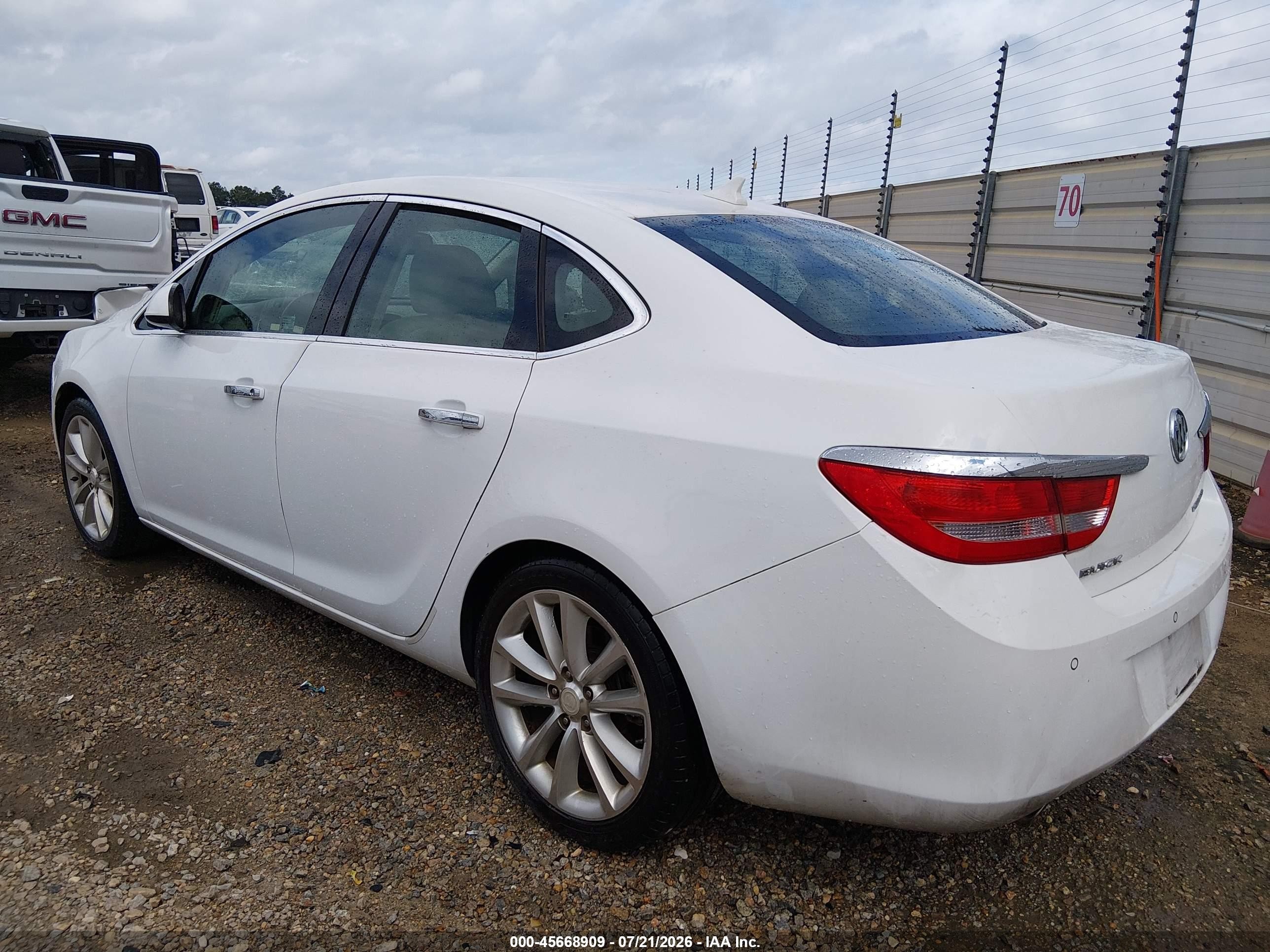 2013 Buick Verano Convenience Group Белый vin: 1G4PR5SK5D4211172