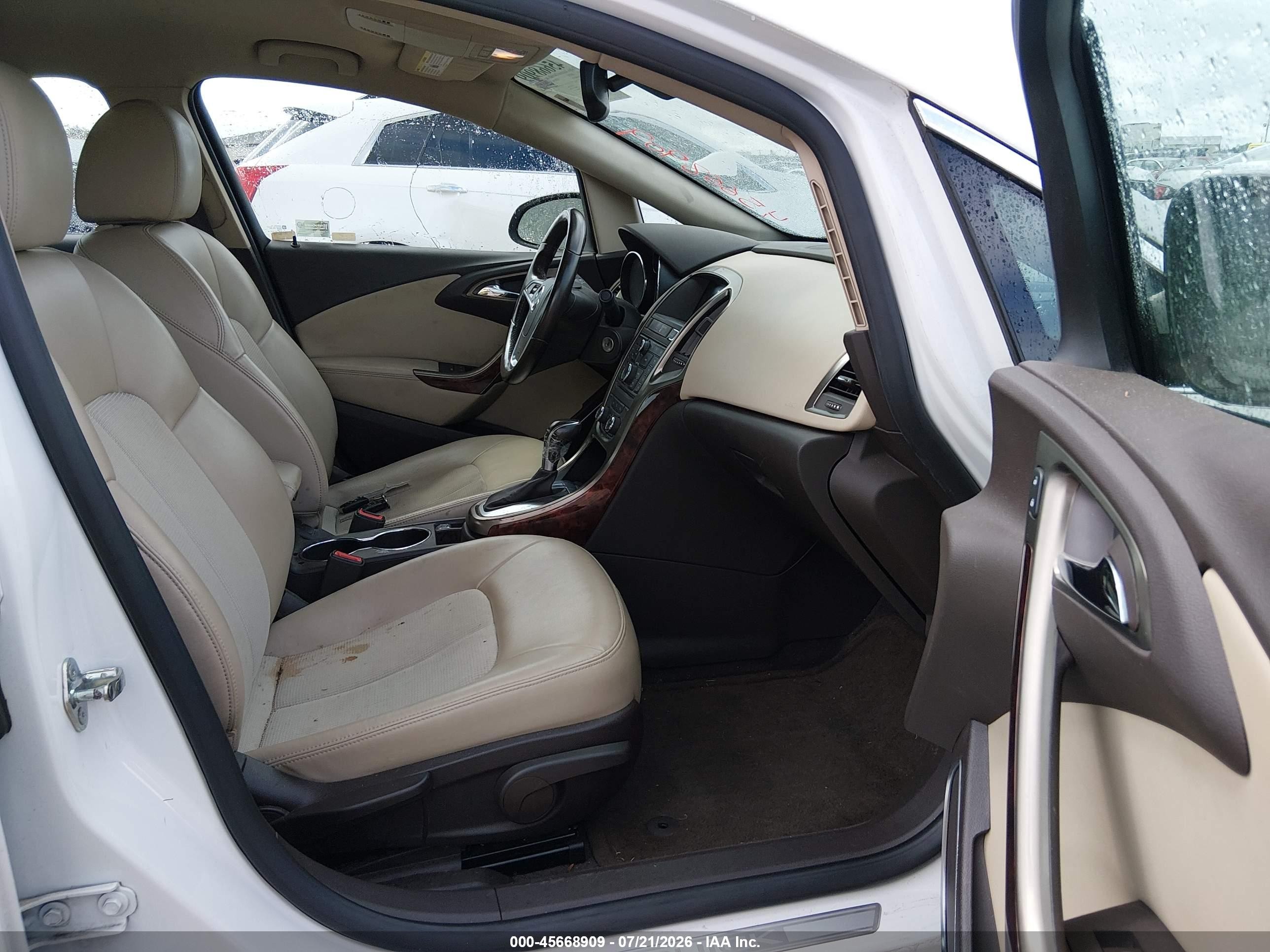 2013 Buick Verano Convenience Group Белый vin: 1G4PR5SK5D4211172