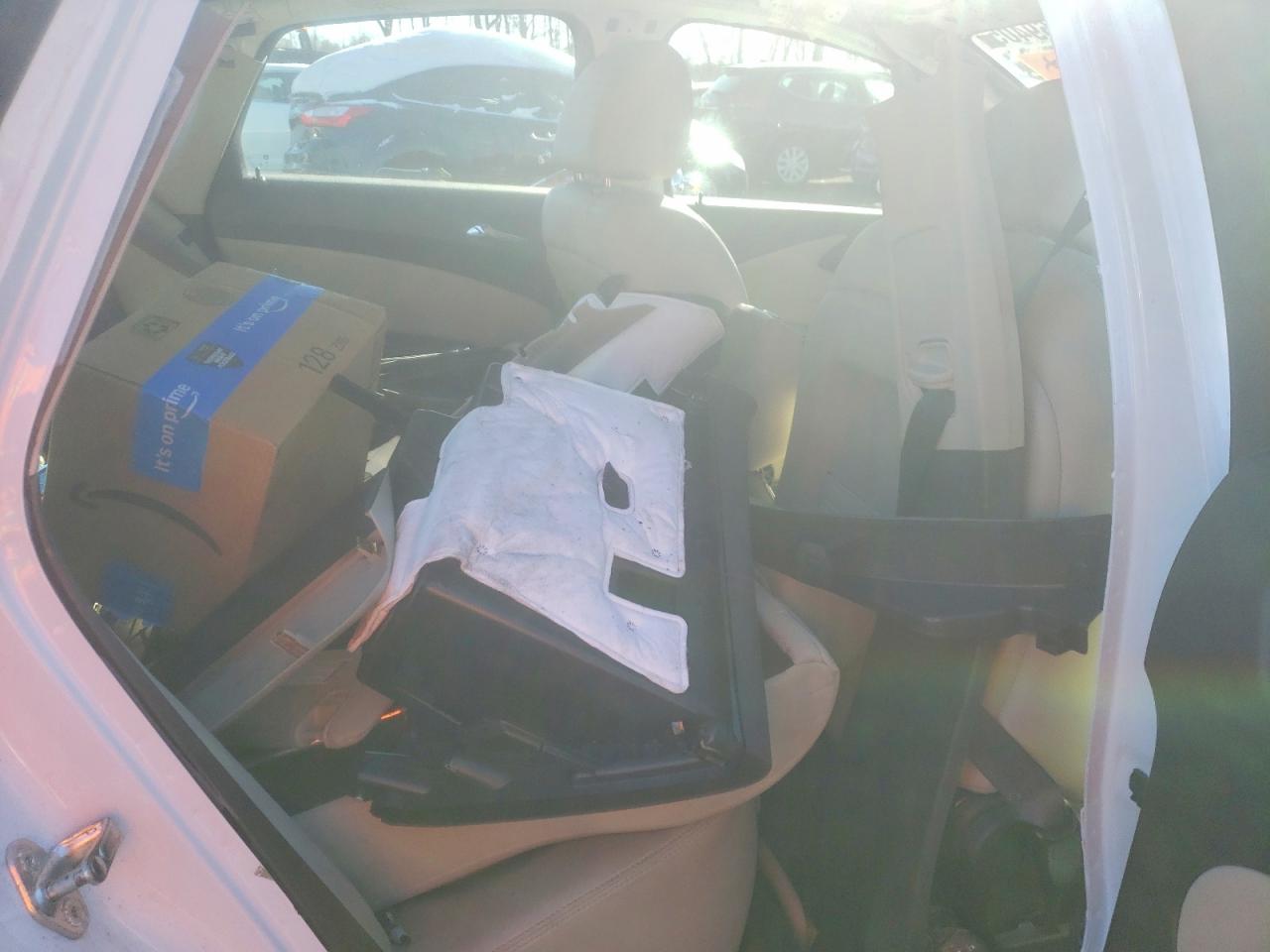 2014 Buick Verano Convenience White vin: 1G4PR5SK5E4122137