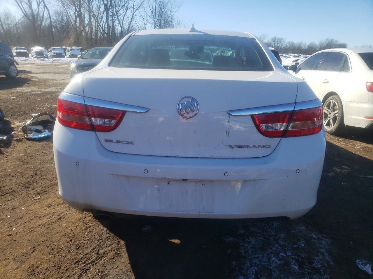 2014 Buick Verano Convenience White vin: 1G4PR5SK5E4122137