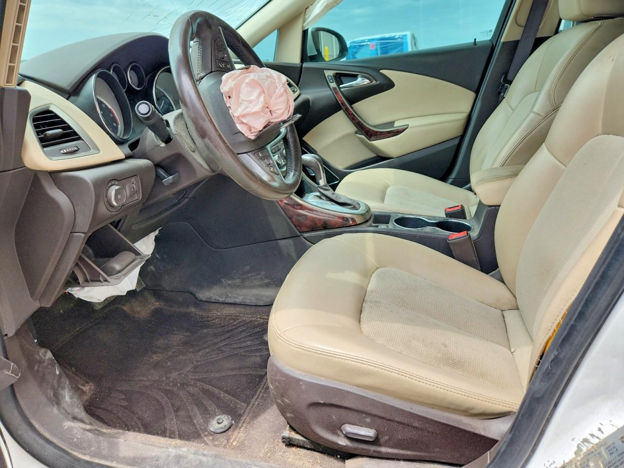 2015 Buick Verano Convenience White vin: 1G4PR5SK5F4181612